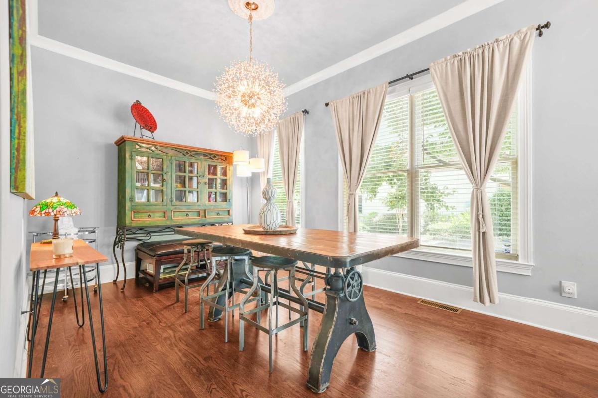 385 15th Street Nw # 6 Property Photo 8