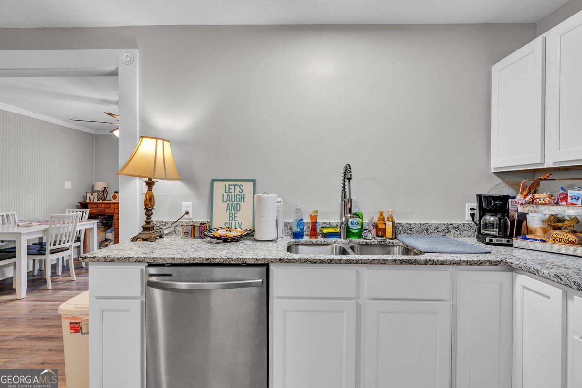 418 Flintside Drive Property Photo 13