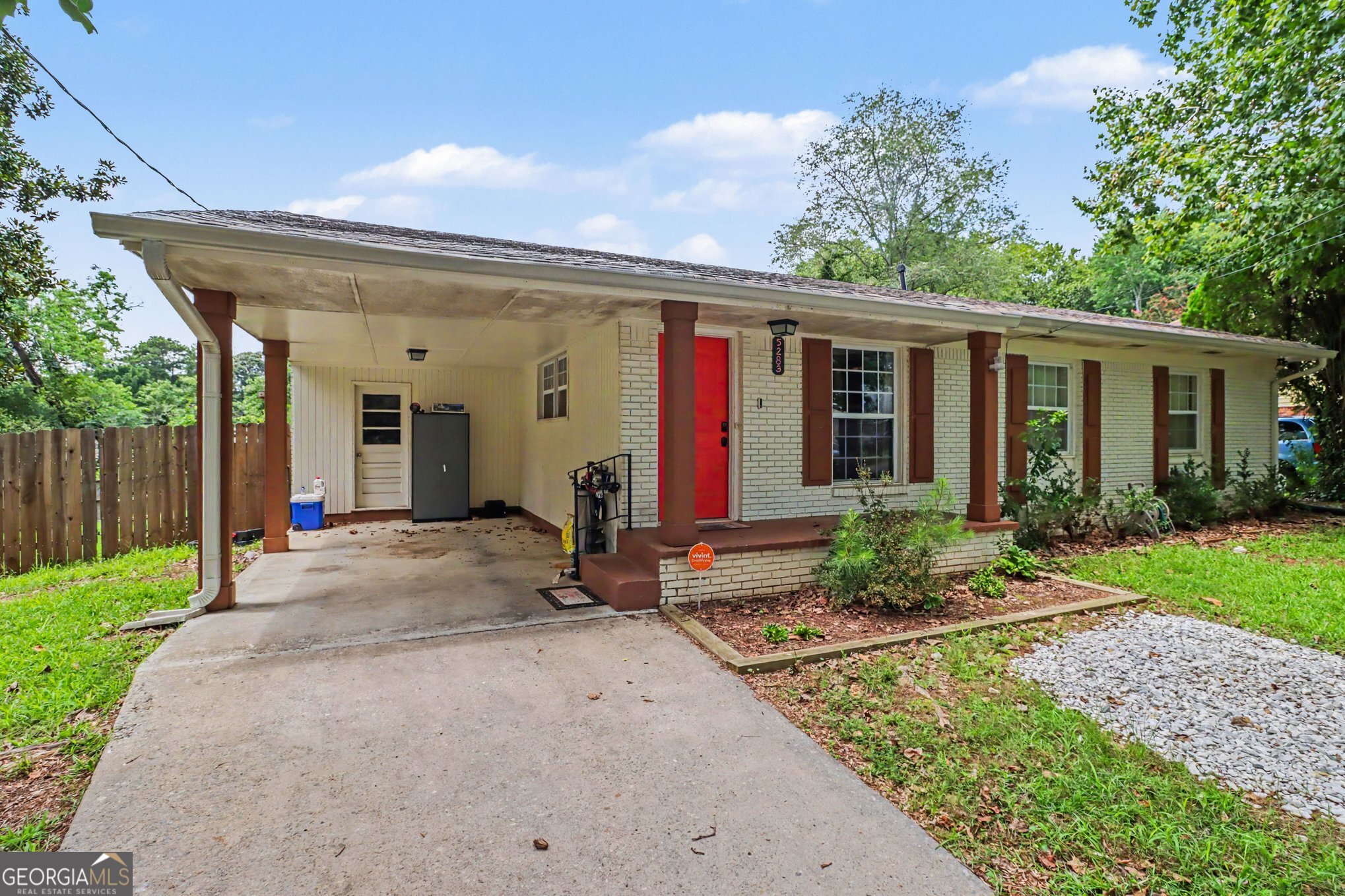 5283 Chantilly Terrace Property Photo 3