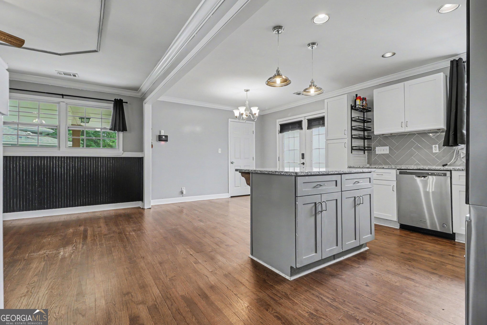 5283 Chantilly Terrace Property Photo 8