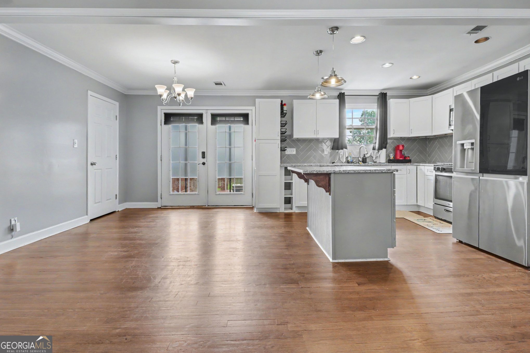 5283 Chantilly Terrace Property Photo 9