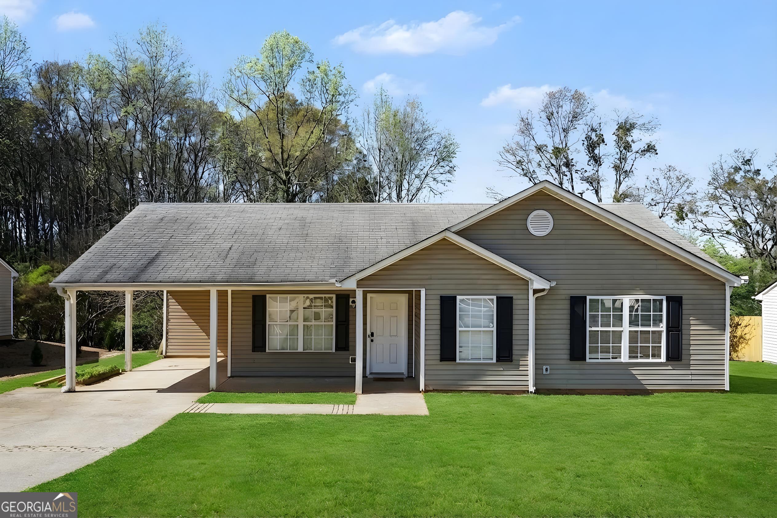 427 Shenandoah Court Property Photo 1