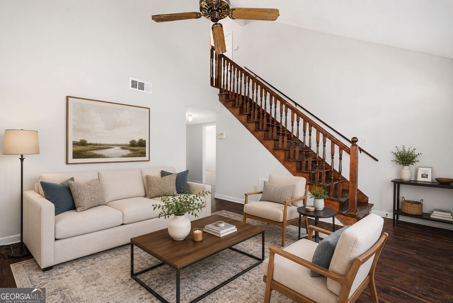 1055 Autumn Crest Court Property Photo 3