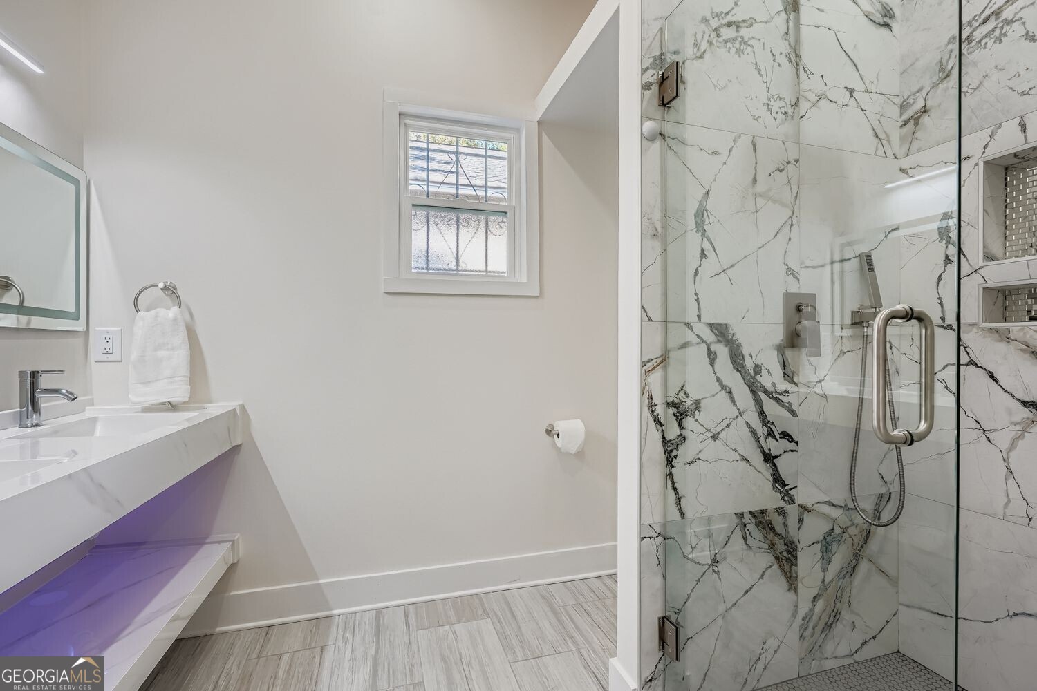 18 Booker Street Nw Property Photo 10