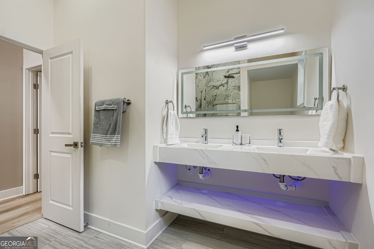 18 Booker Street Nw Property Photo 11