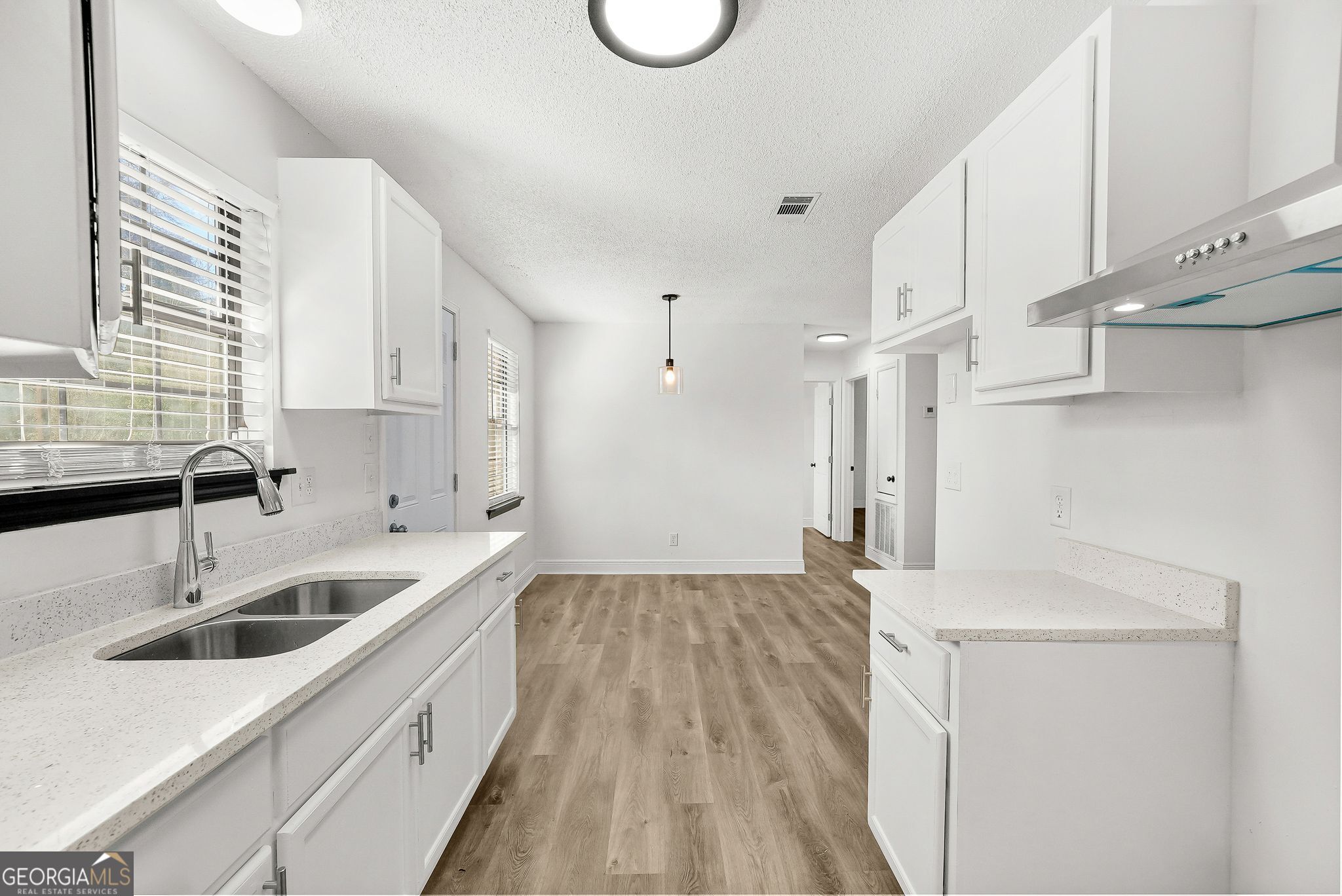 545 Grosso Avenue Property Photo 9