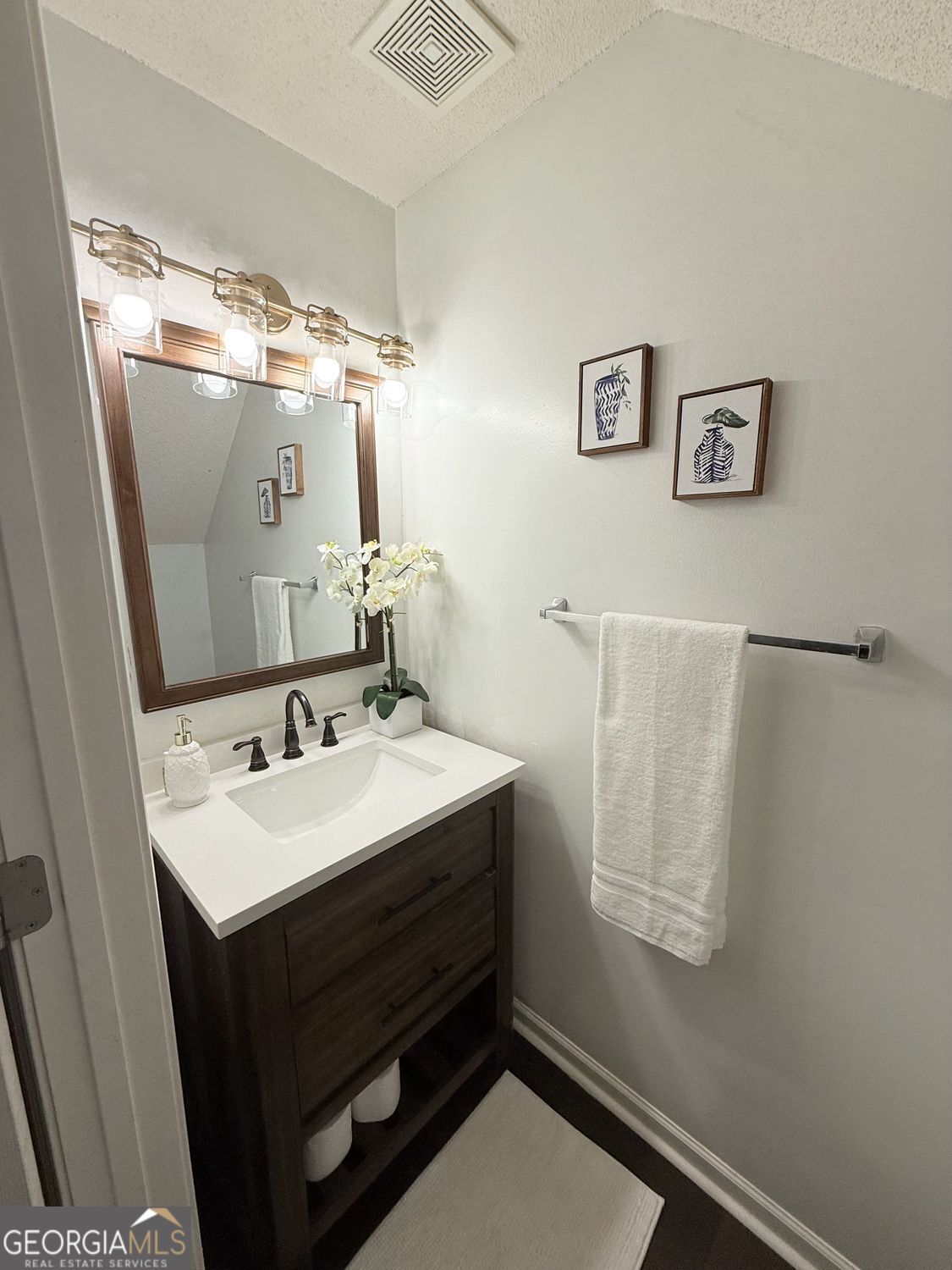2290 Whitestone Place Property Photo 10