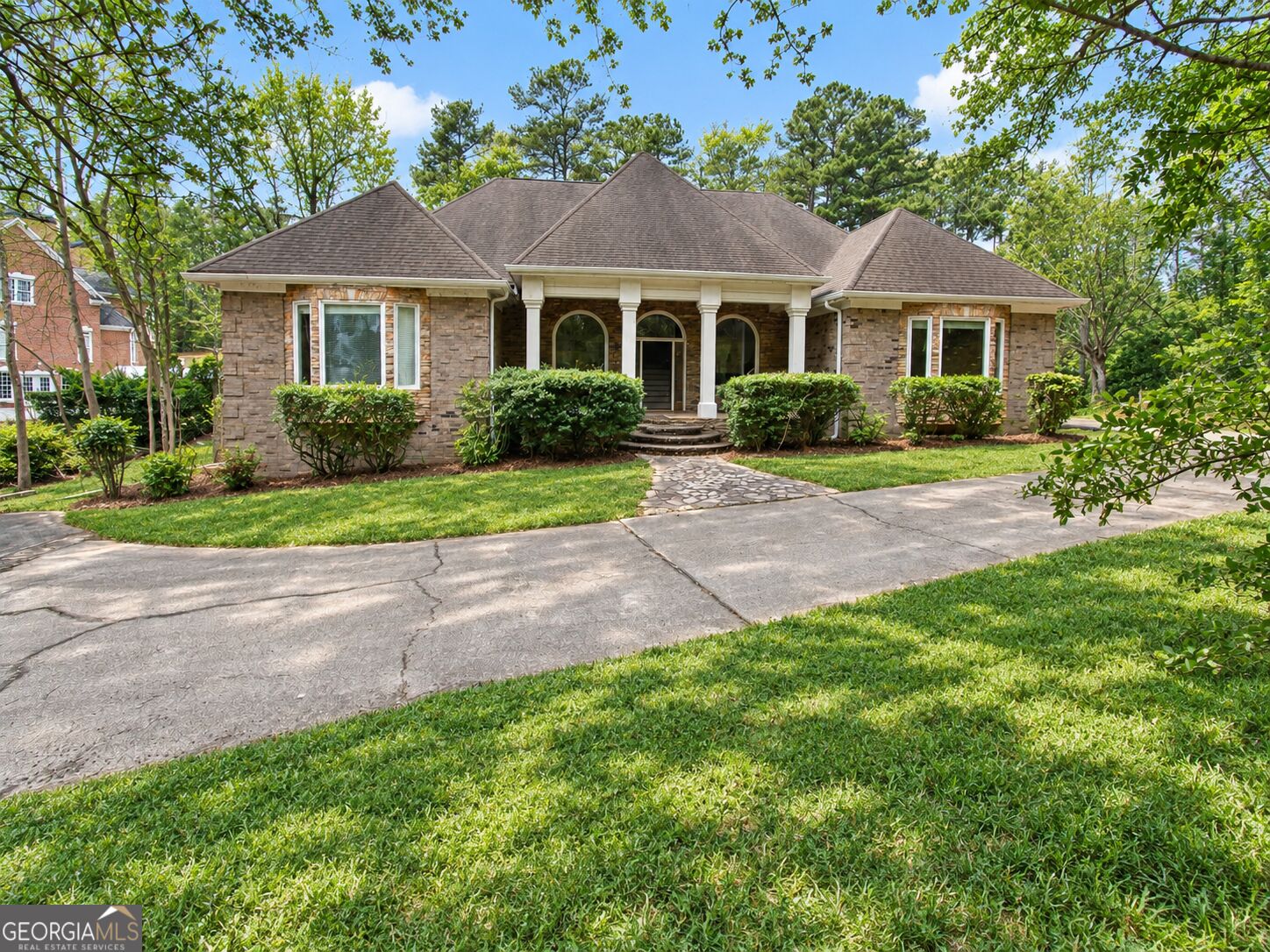 10060 Buice Road Property Photo 1