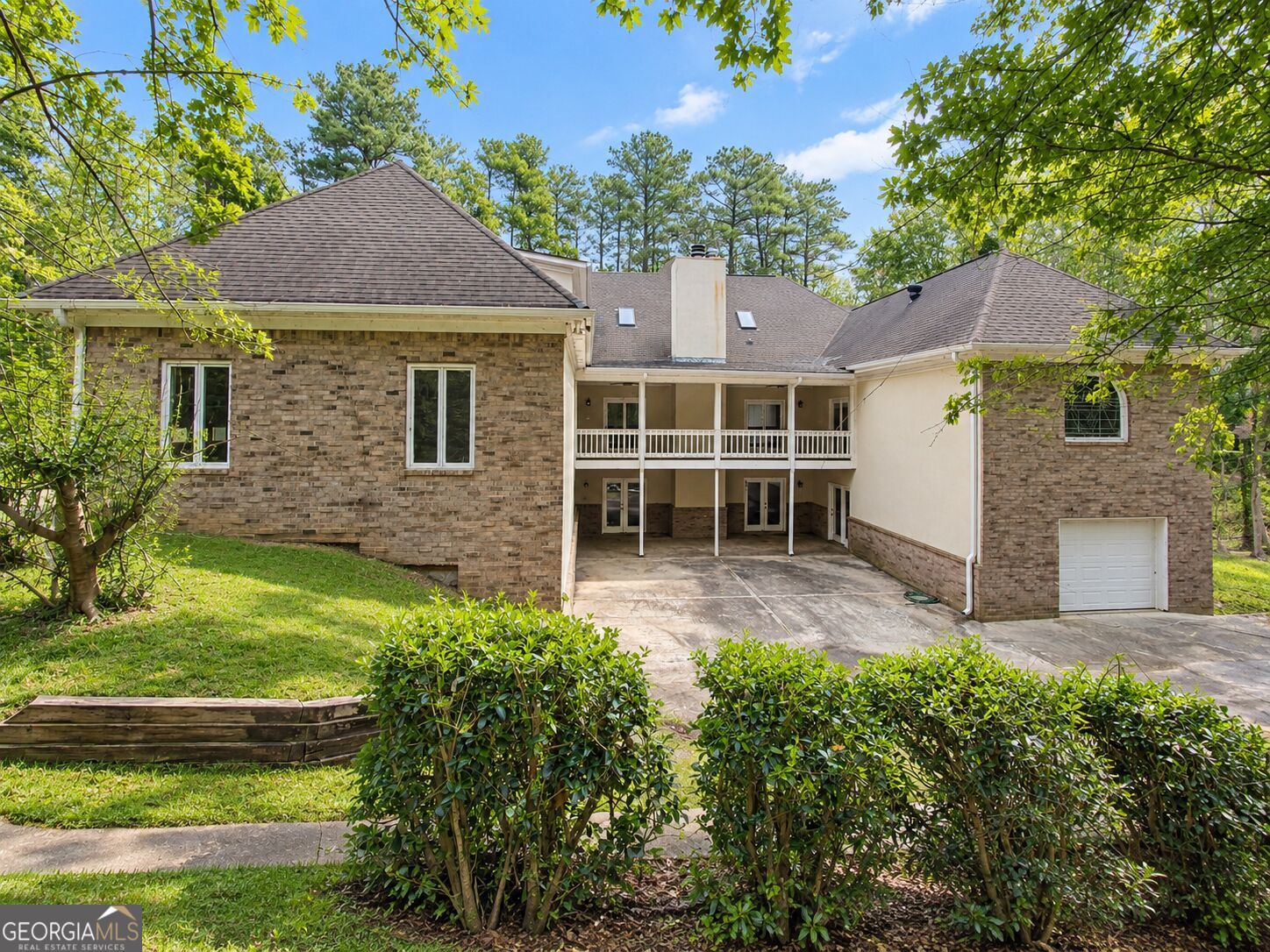 10060 Buice Road Property Photo 5