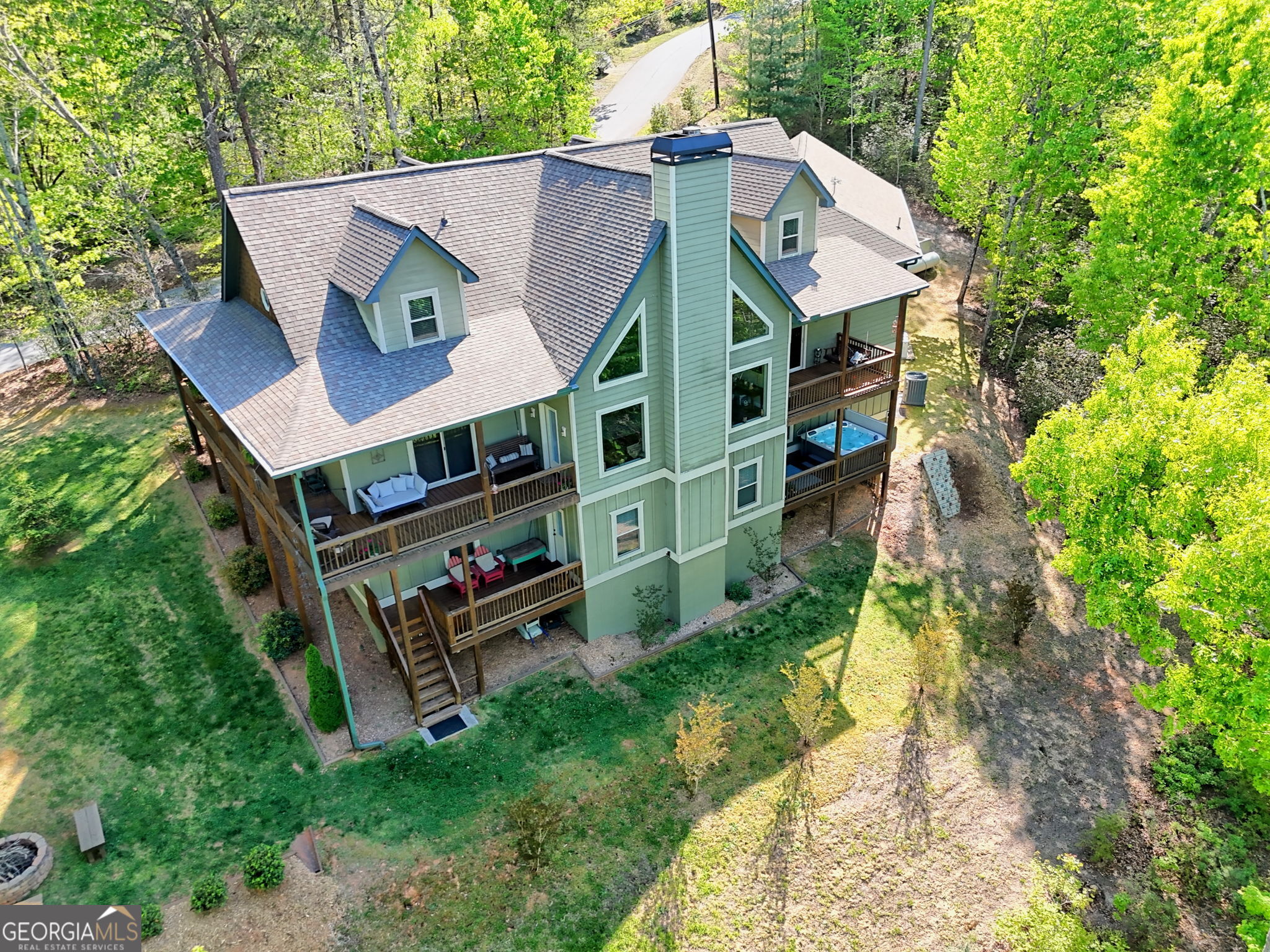 421 Hickory Nut Mtn Property Photo 5