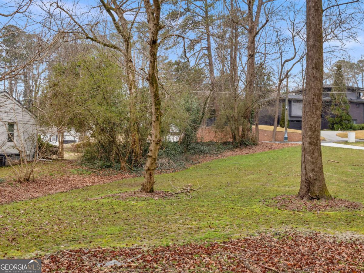 1739 Wayland Circle Ne Property Photo 7
