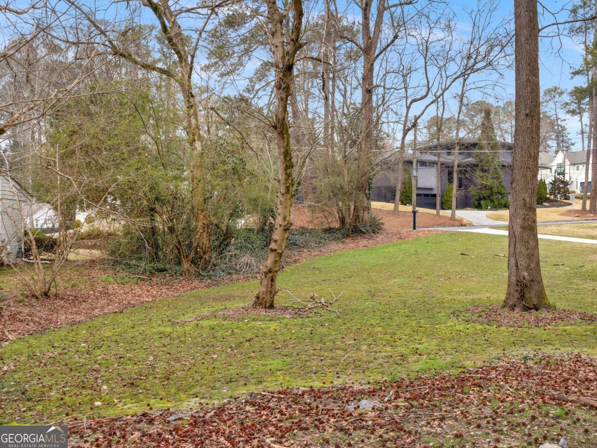 1739 Wayland Circle Ne Property Photo 8