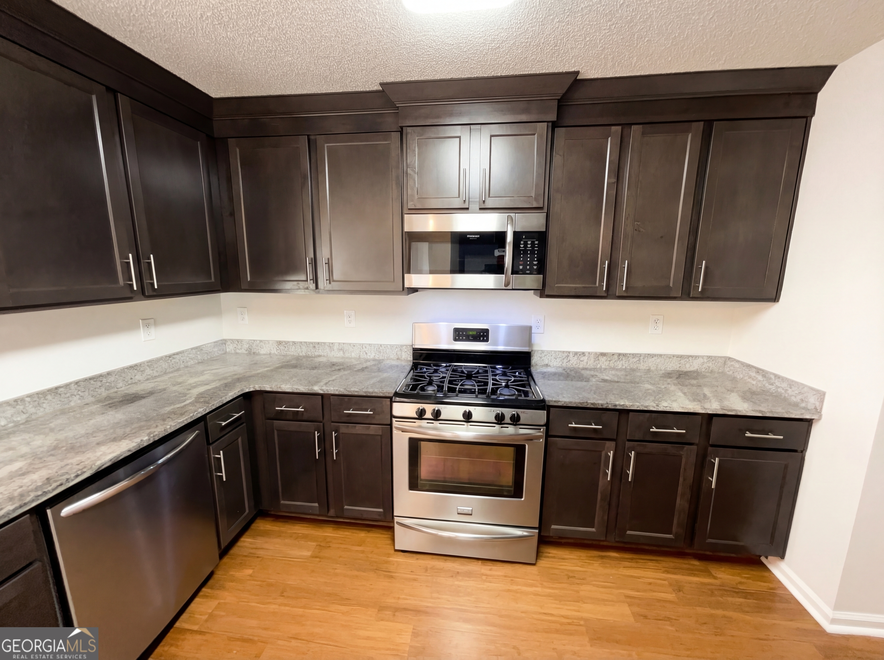 1012 Crown Corners Drive Property Photo 2