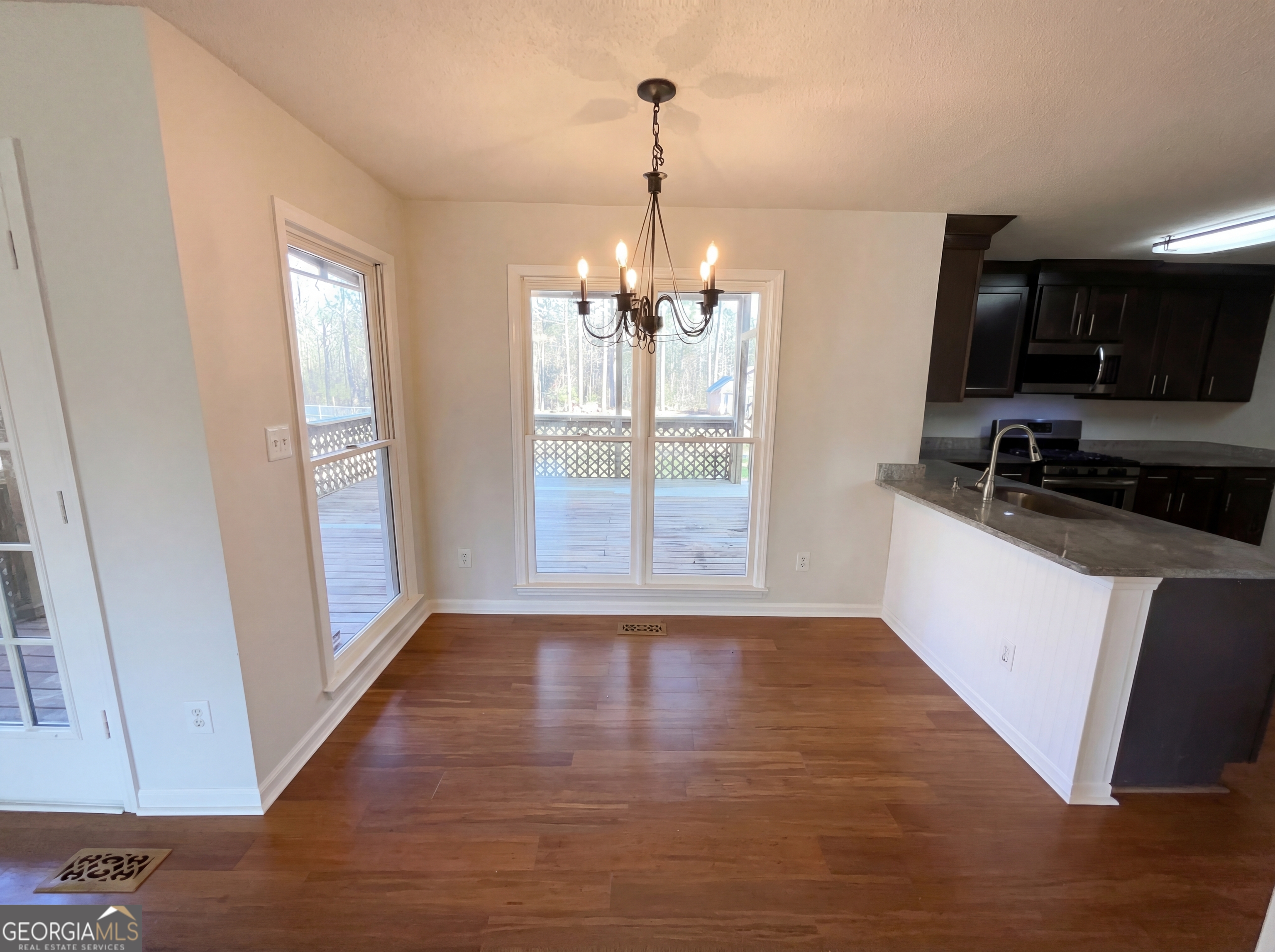1012 Crown Corners Drive Property Photo 6