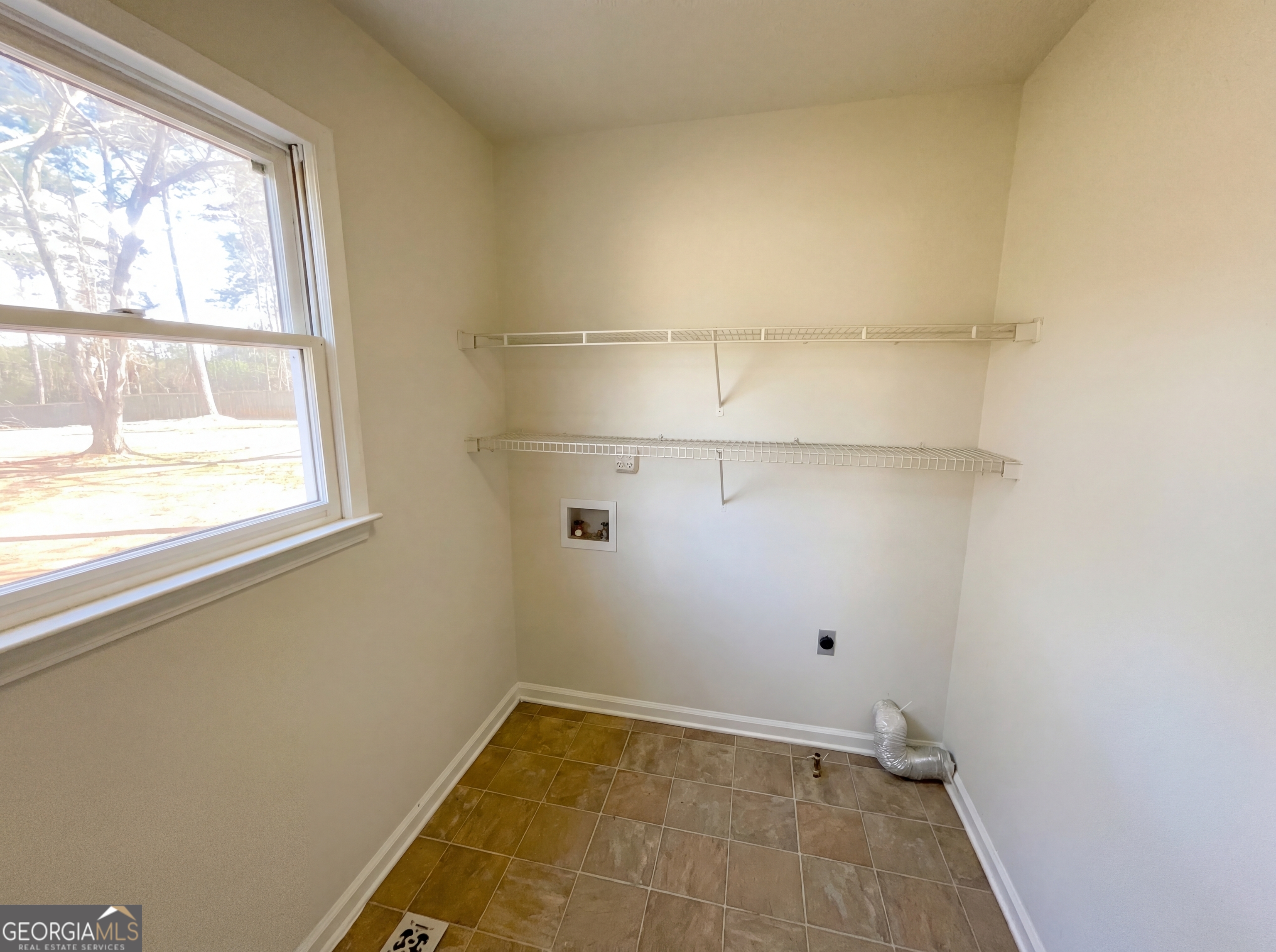 1012 Crown Corners Drive Property Photo 13