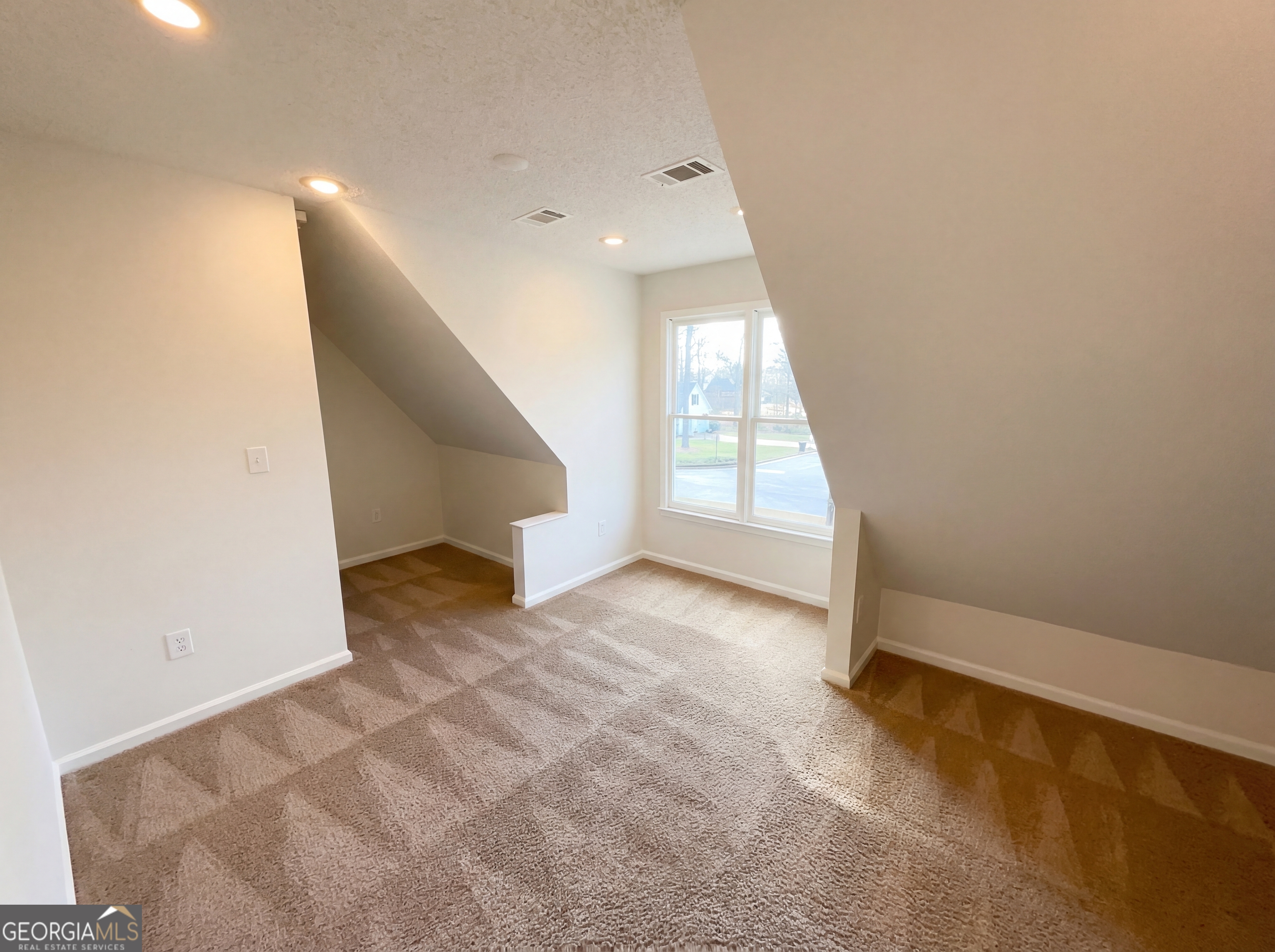 1012 Crown Corners Drive Property Photo 17