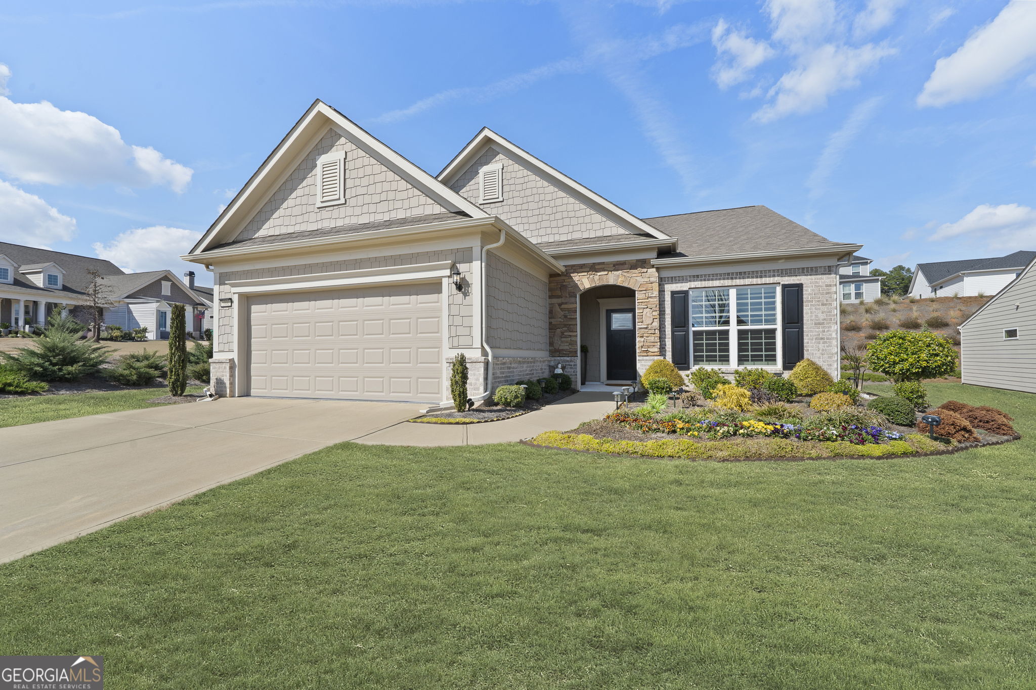 1000 Shady Dale Way Property Photo 1