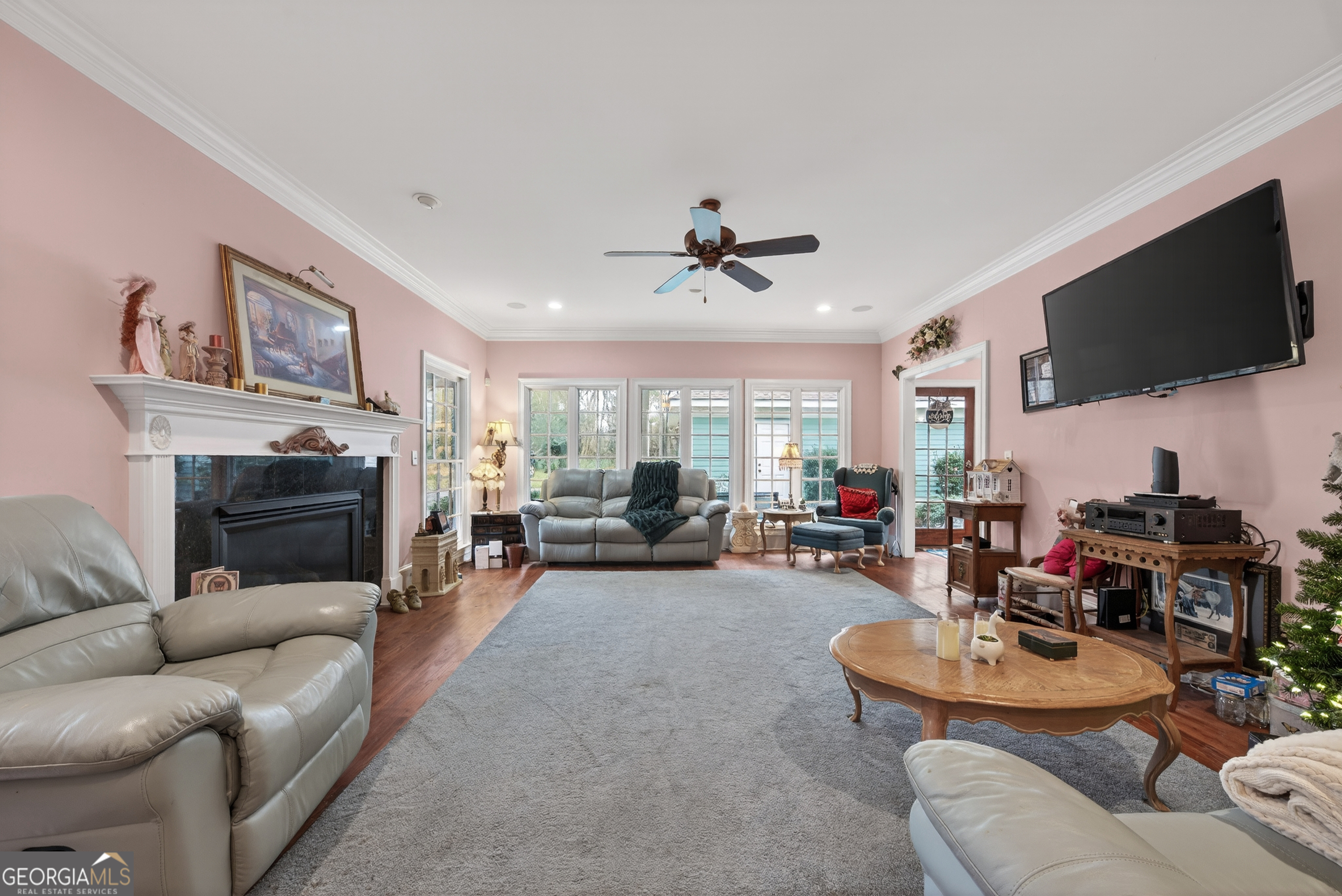 516 Hillside Road Property Photo 6