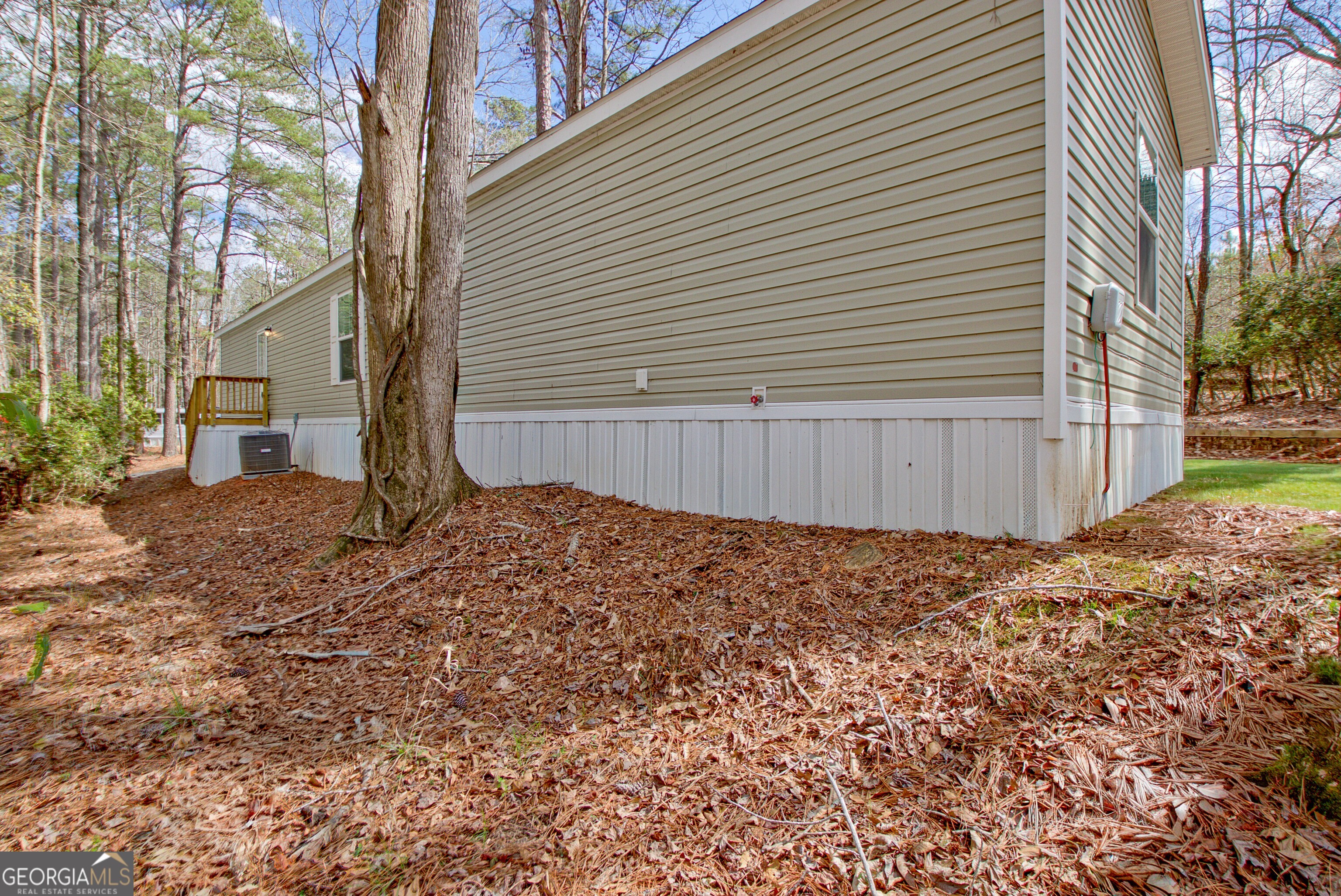 83 Fernwood Drive Property Photo 4