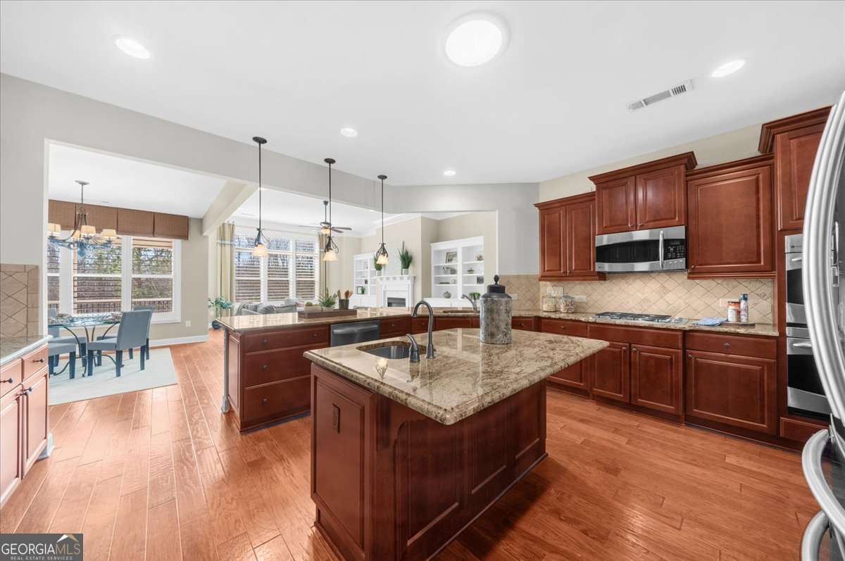 3411 Red Tip Landing Sw Property Photo 15