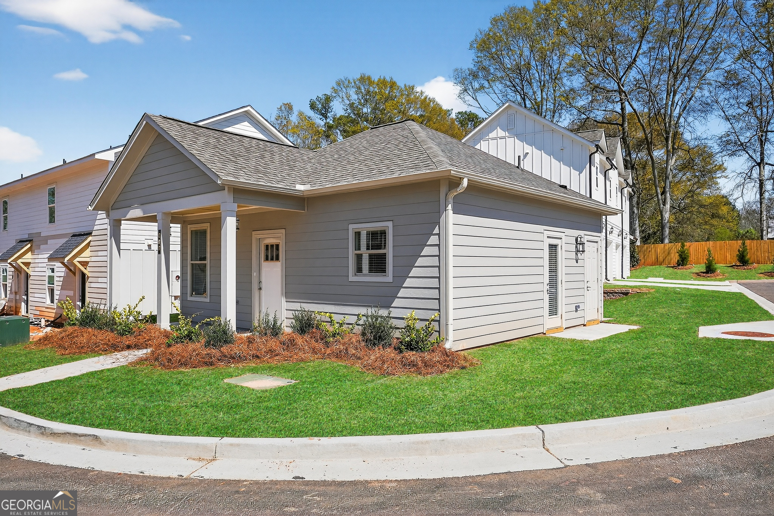 200 Maddux Street Lot 11 Property Photo 2