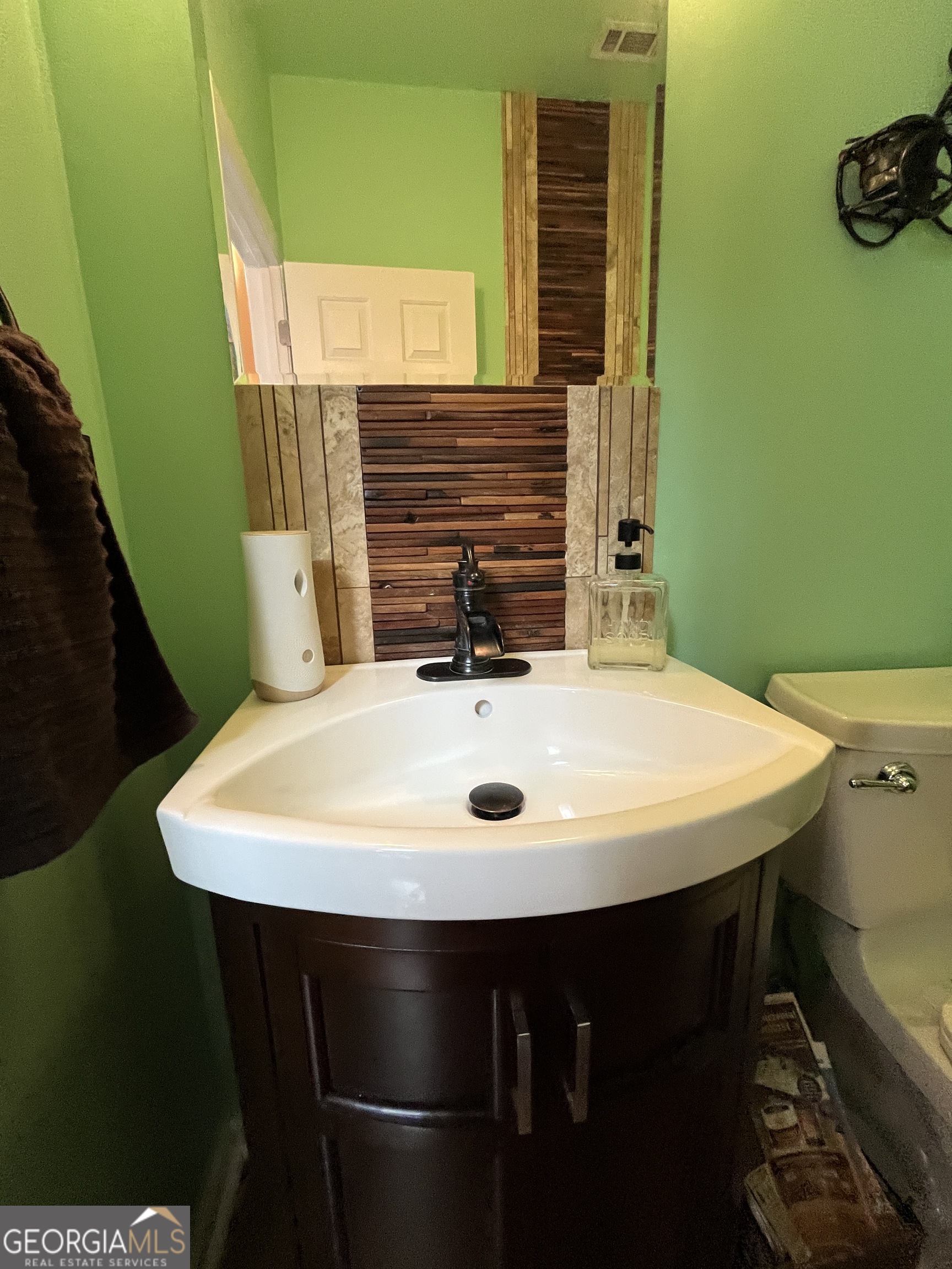 2810 Barimore Place Property Photo 22