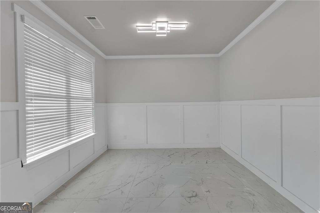 217 Oaklawn Park Property Photo 10