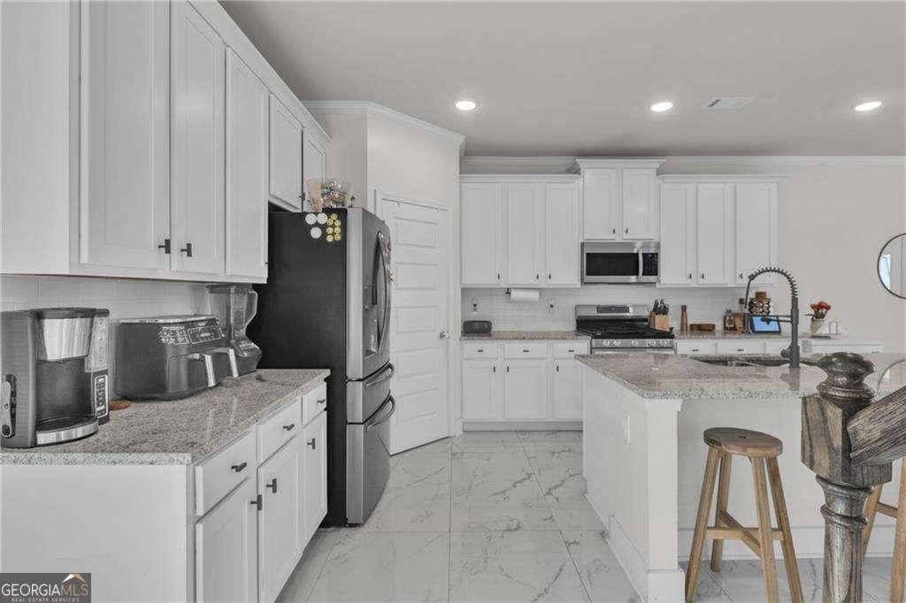 217 Oaklawn Park Property Photo 12