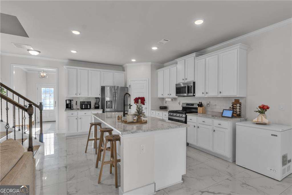217 Oaklawn Park Property Photo 15