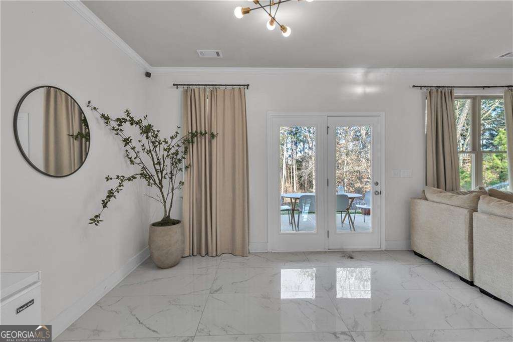 217 Oaklawn Park Property Photo 16
