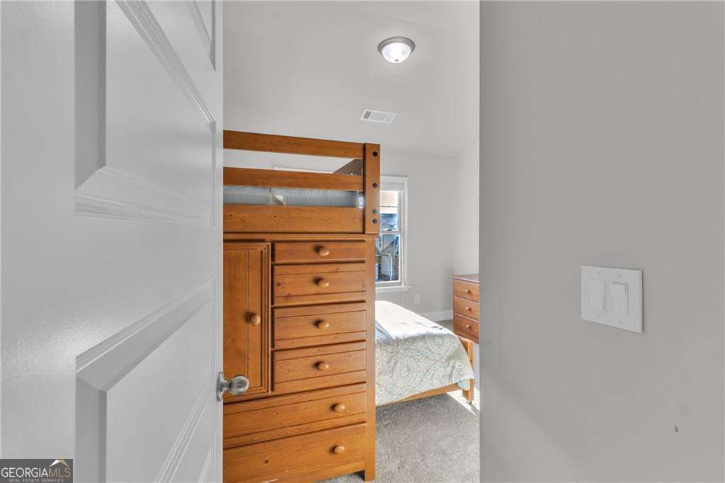 217 Oaklawn Park Property Photo 23