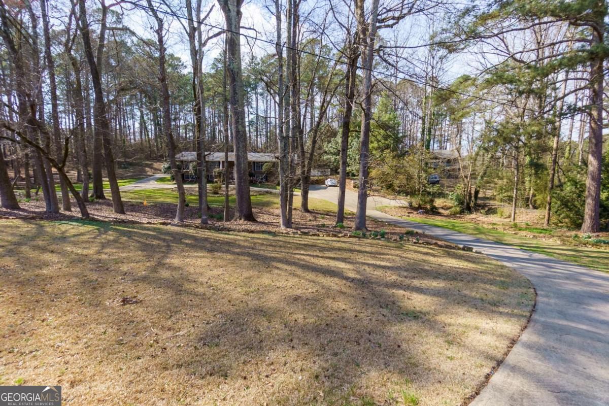 5075 Deen Road Property Photo 2