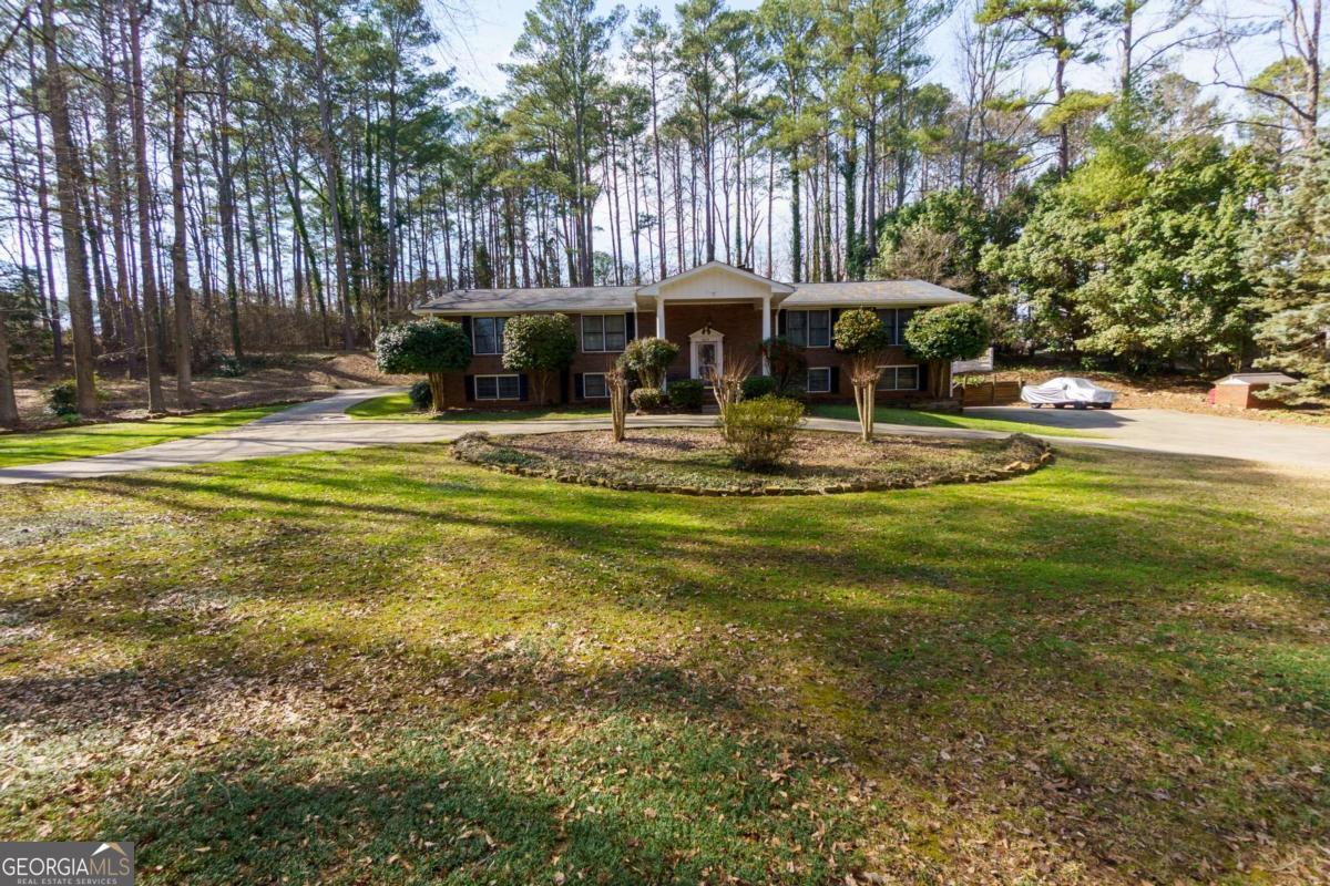 5075 Deen Road Property Photo 7
