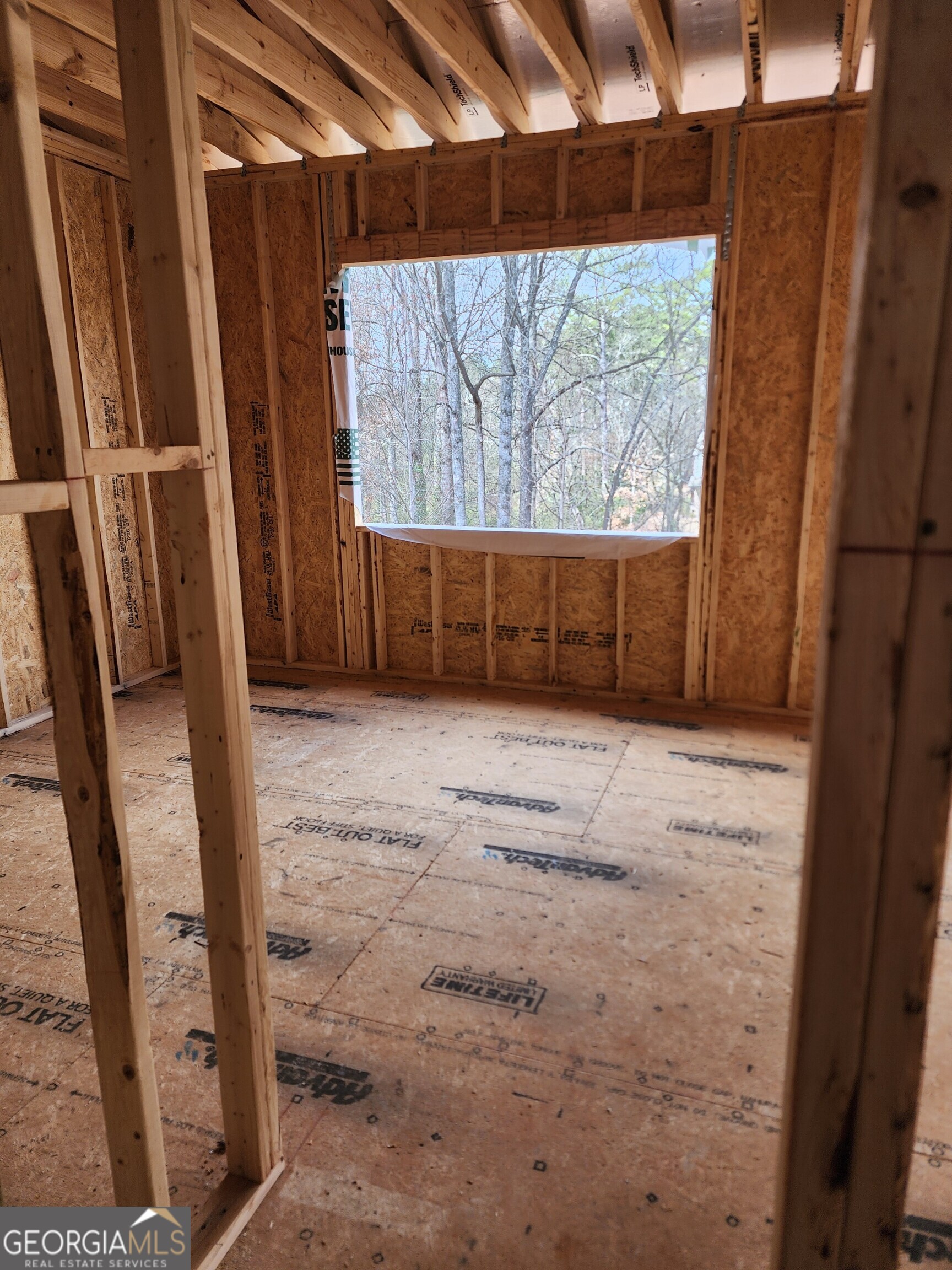 2452 Wolf Meadow Lane Property Photo 4