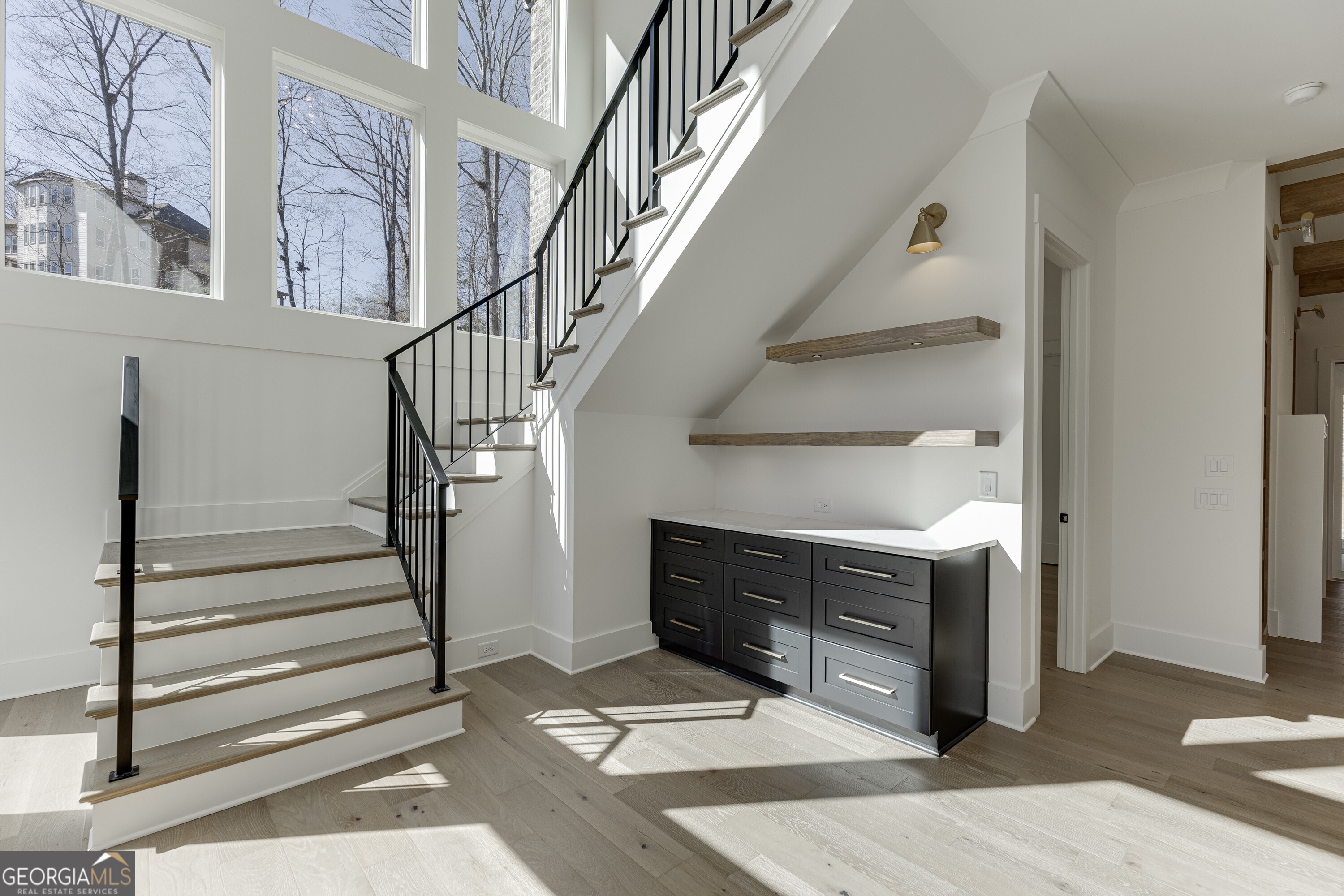 2452 Wolf Meadow Lane Property Photo 6