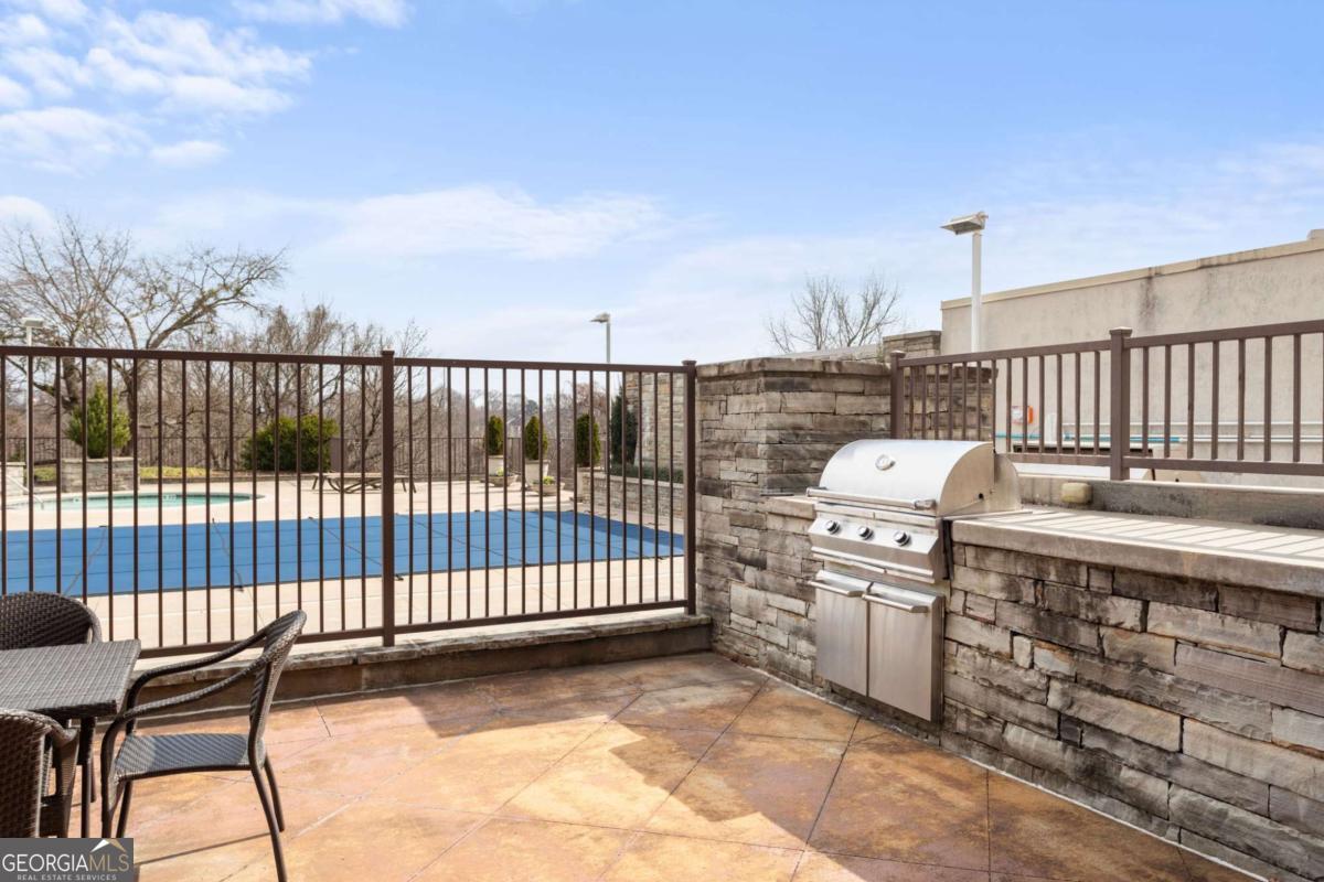2255 Peachtree Road Ne # 326 Property Photo 22
