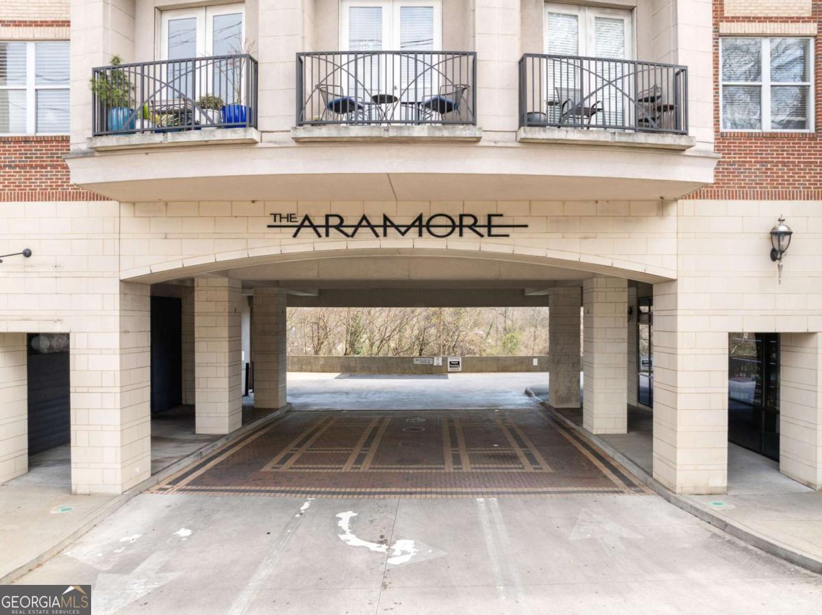 2255 Peachtree Road Ne # 326 Property Photo 34