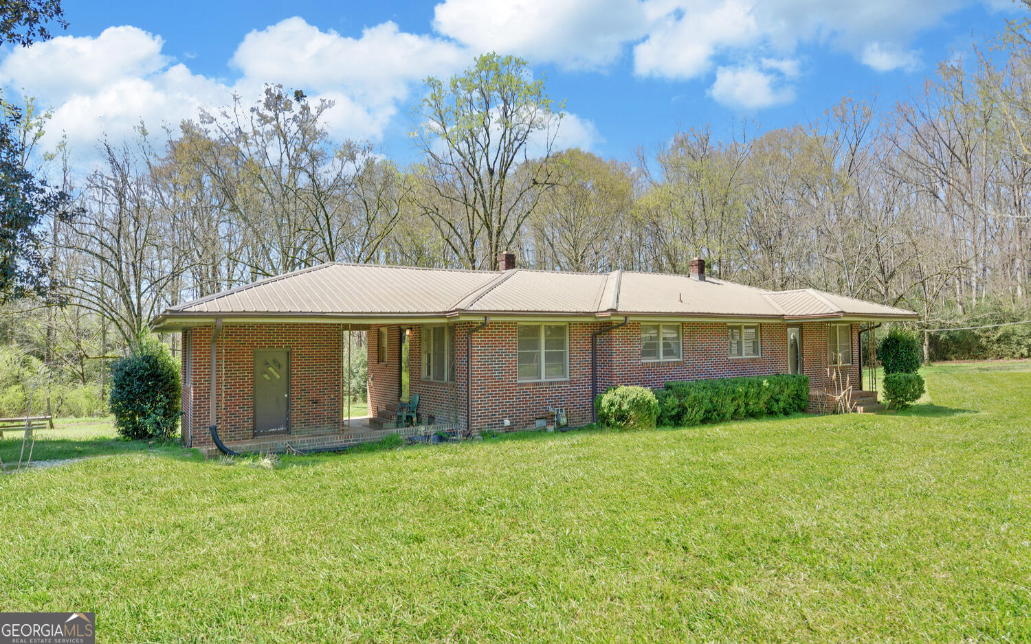 2023 Bowman Highway Nw Property Photo 1