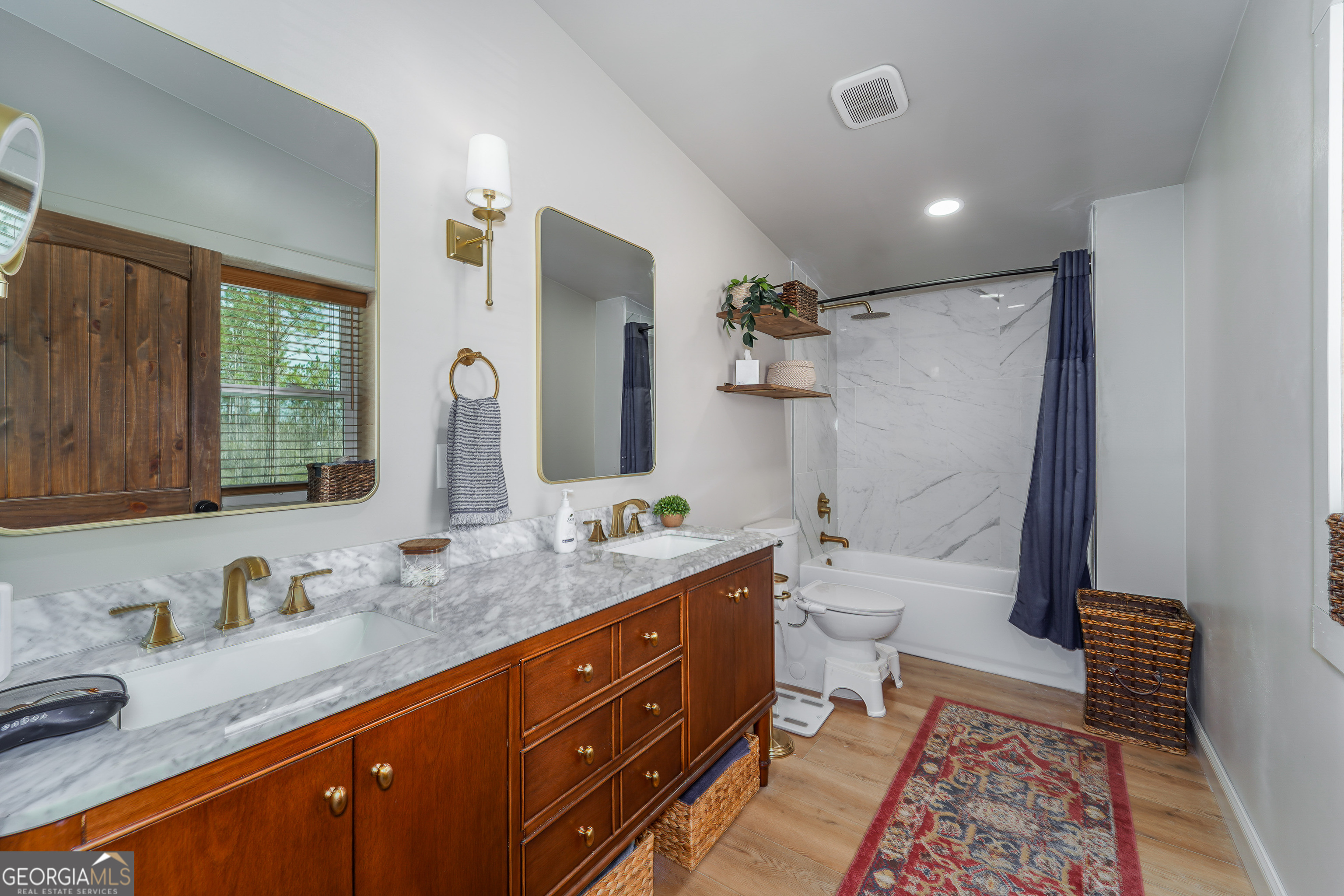 2110 Post Road Property Photo 41