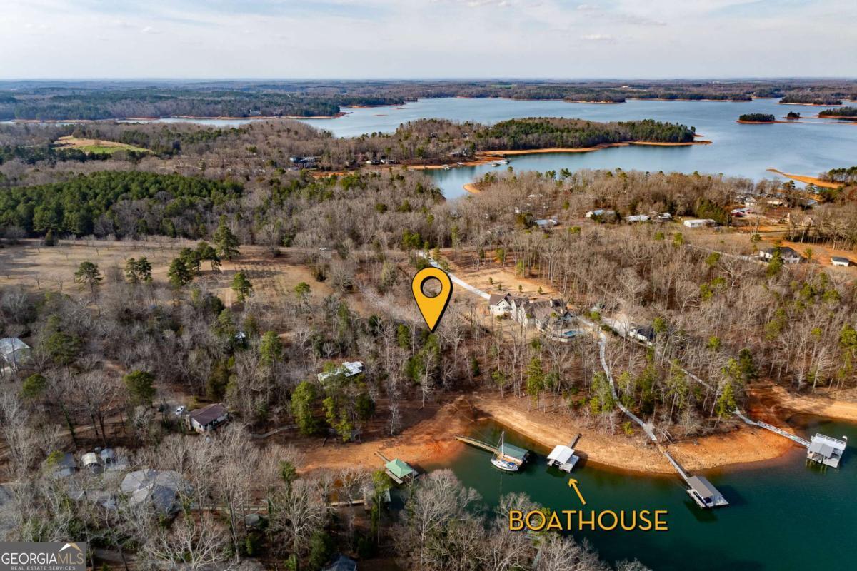 590 Rainbow Drive Property Photo 3