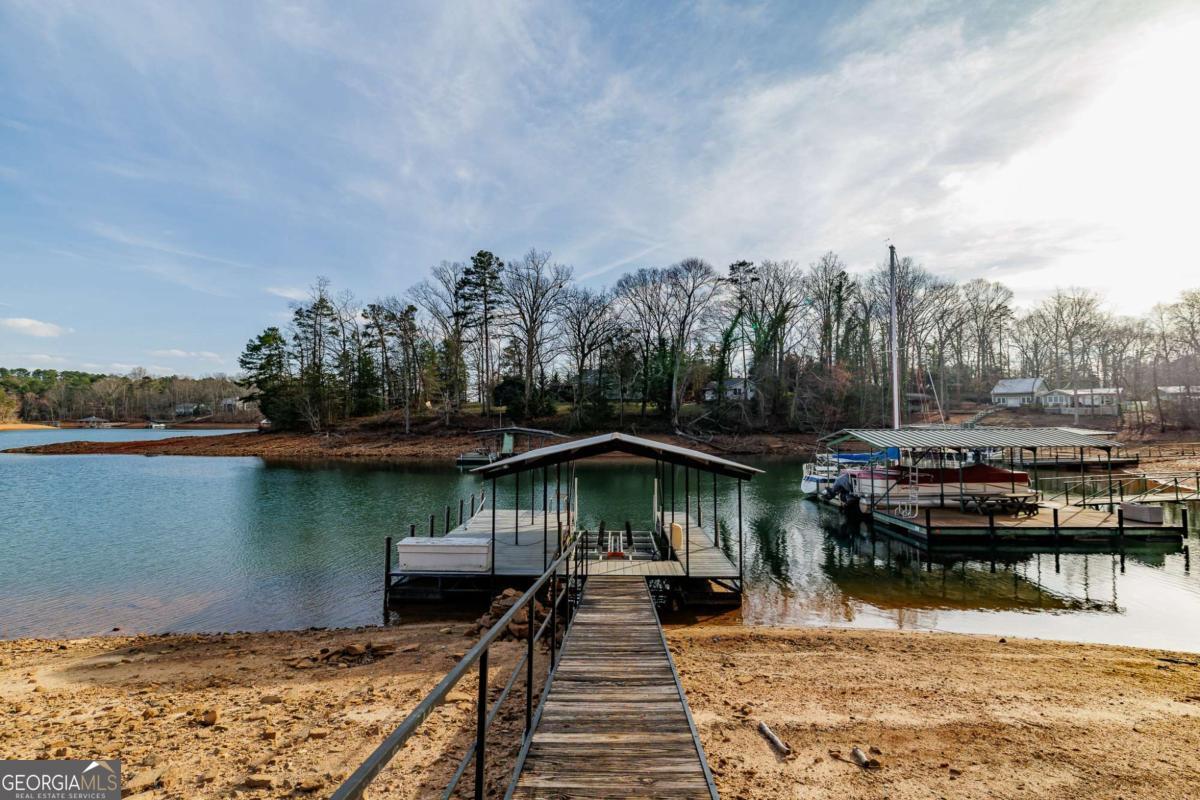 590 Rainbow Drive Property Photo 12