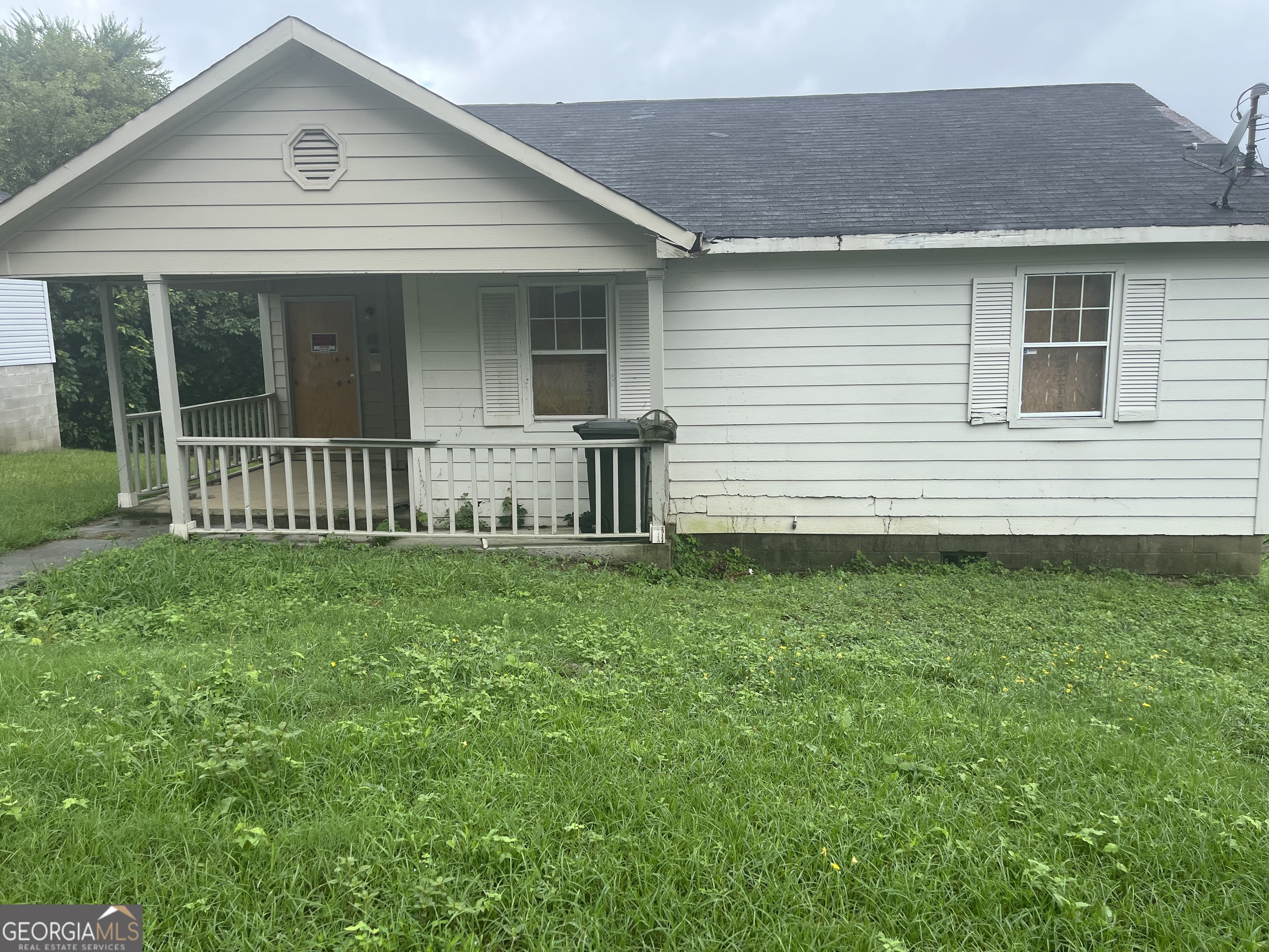 1552 Woodliff Street Property Photo 2