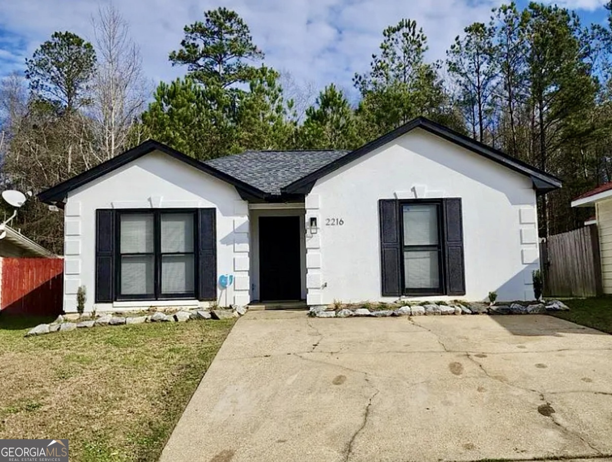2216 Hunter Court Property Photo 1