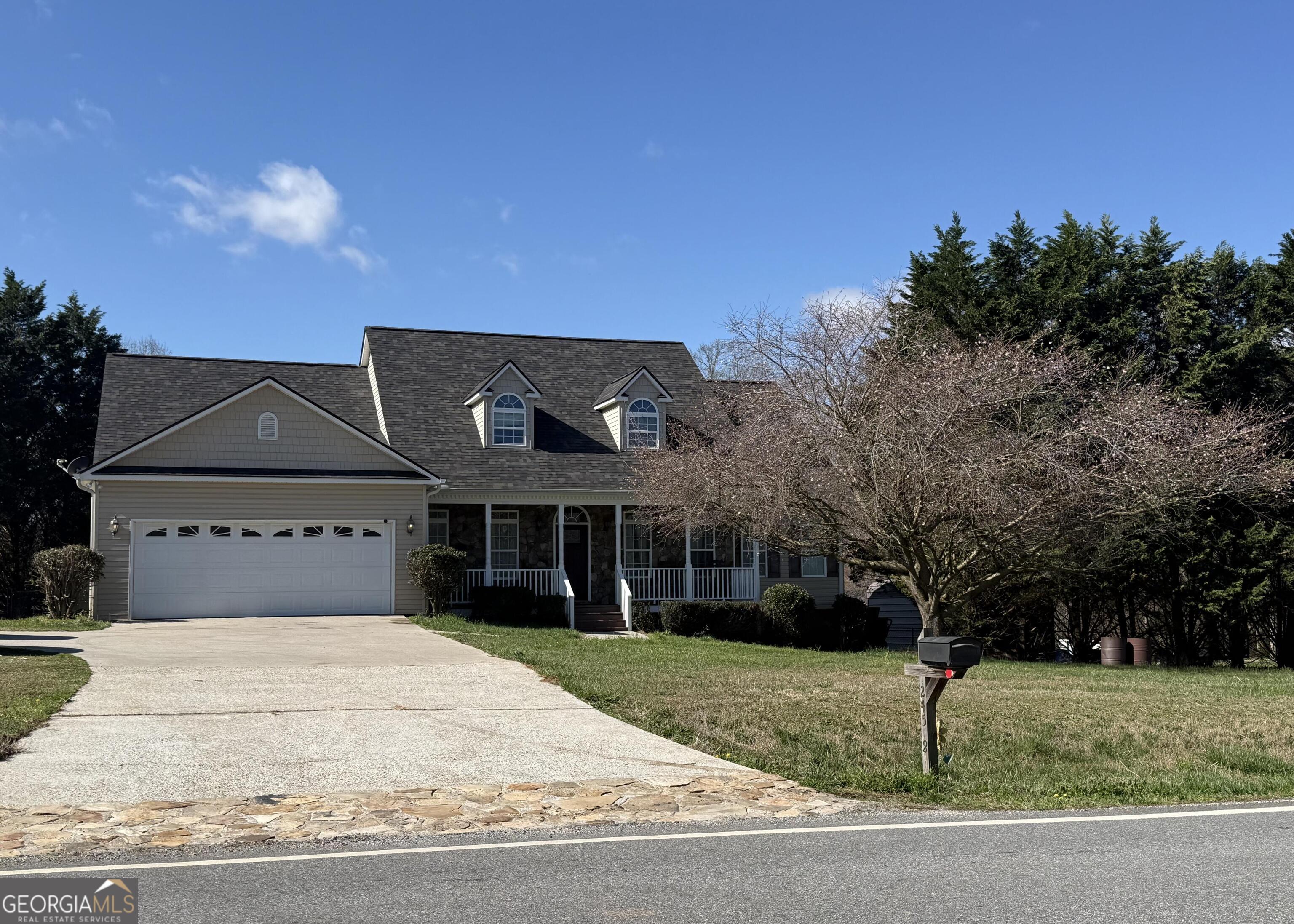 2458 Post Road Property Photo 1