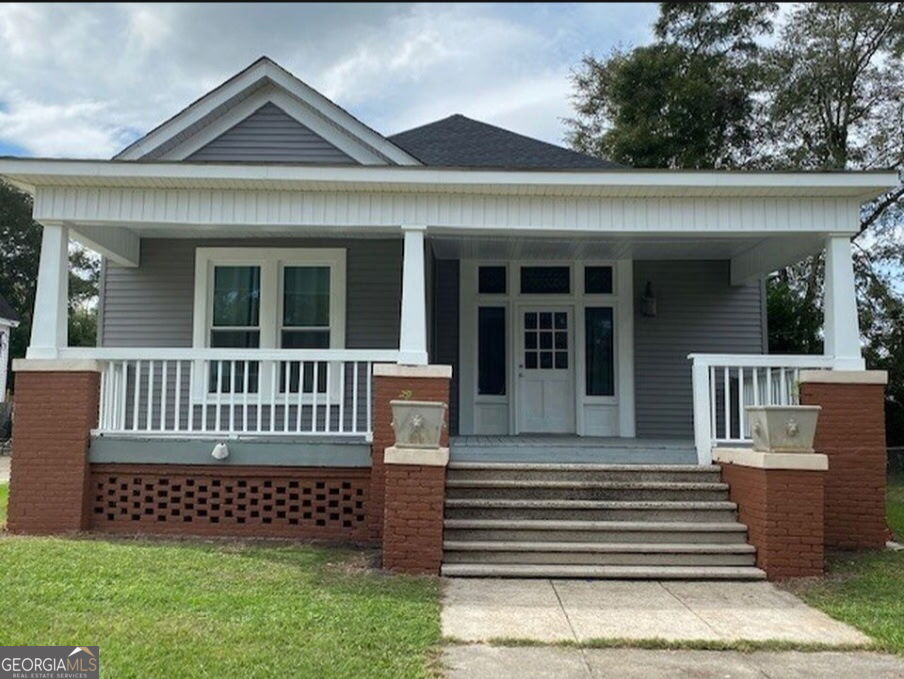95 S Dooley Street