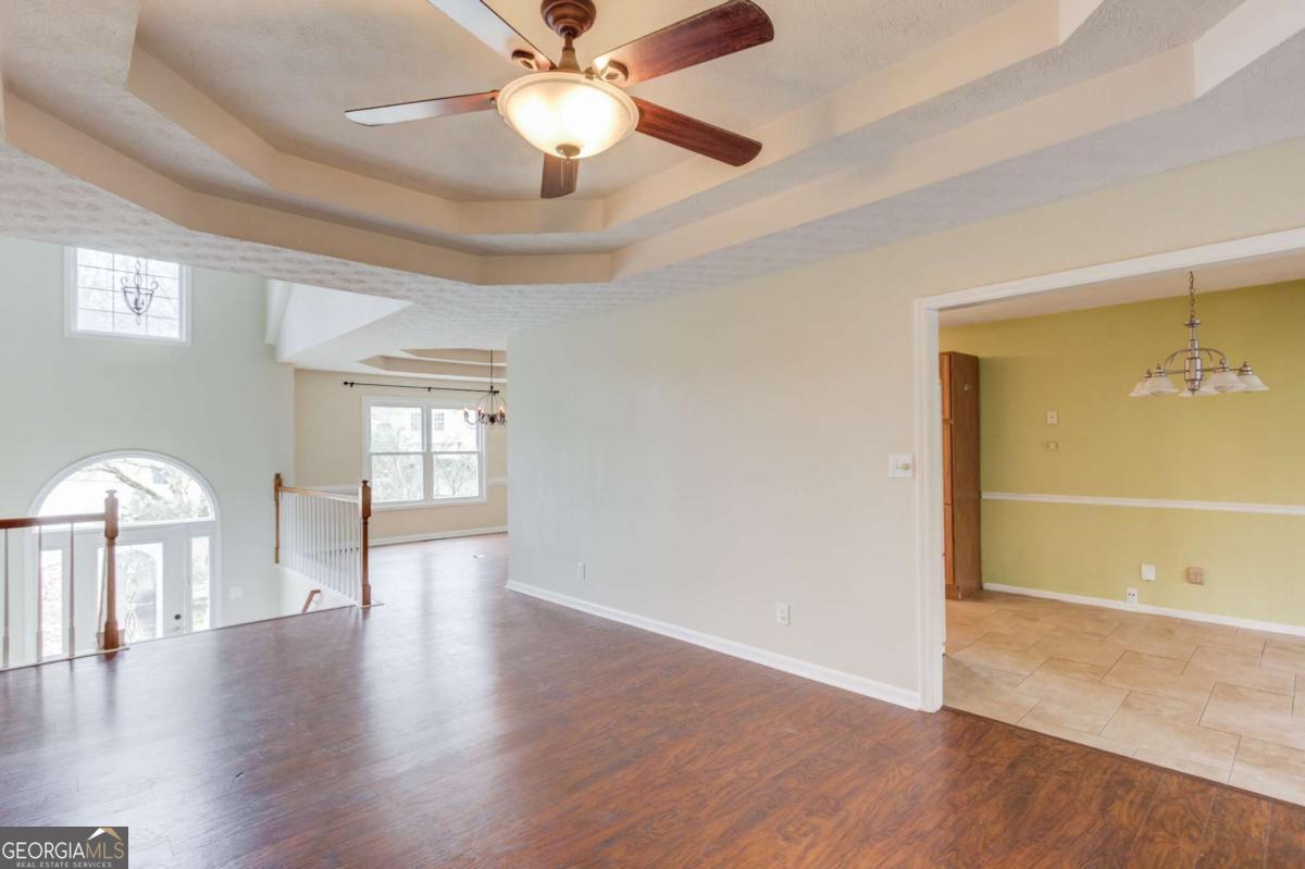 885 Long Branch Circle Property Photo 11