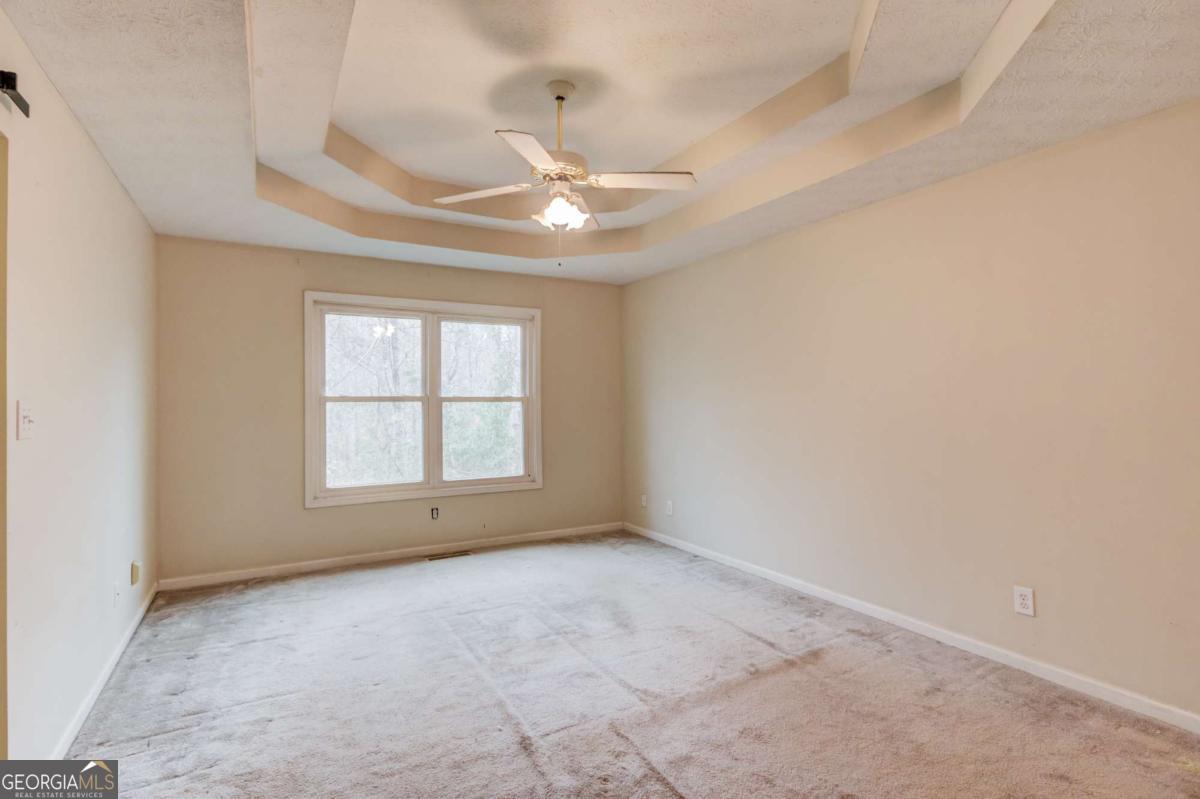 885 Long Branch Circle Property Photo 16