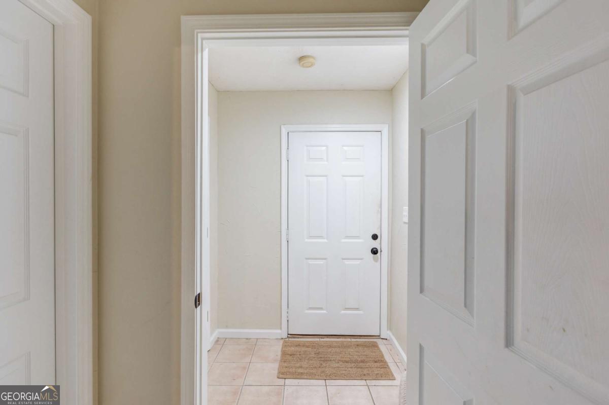 885 Long Branch Circle Property Photo 27