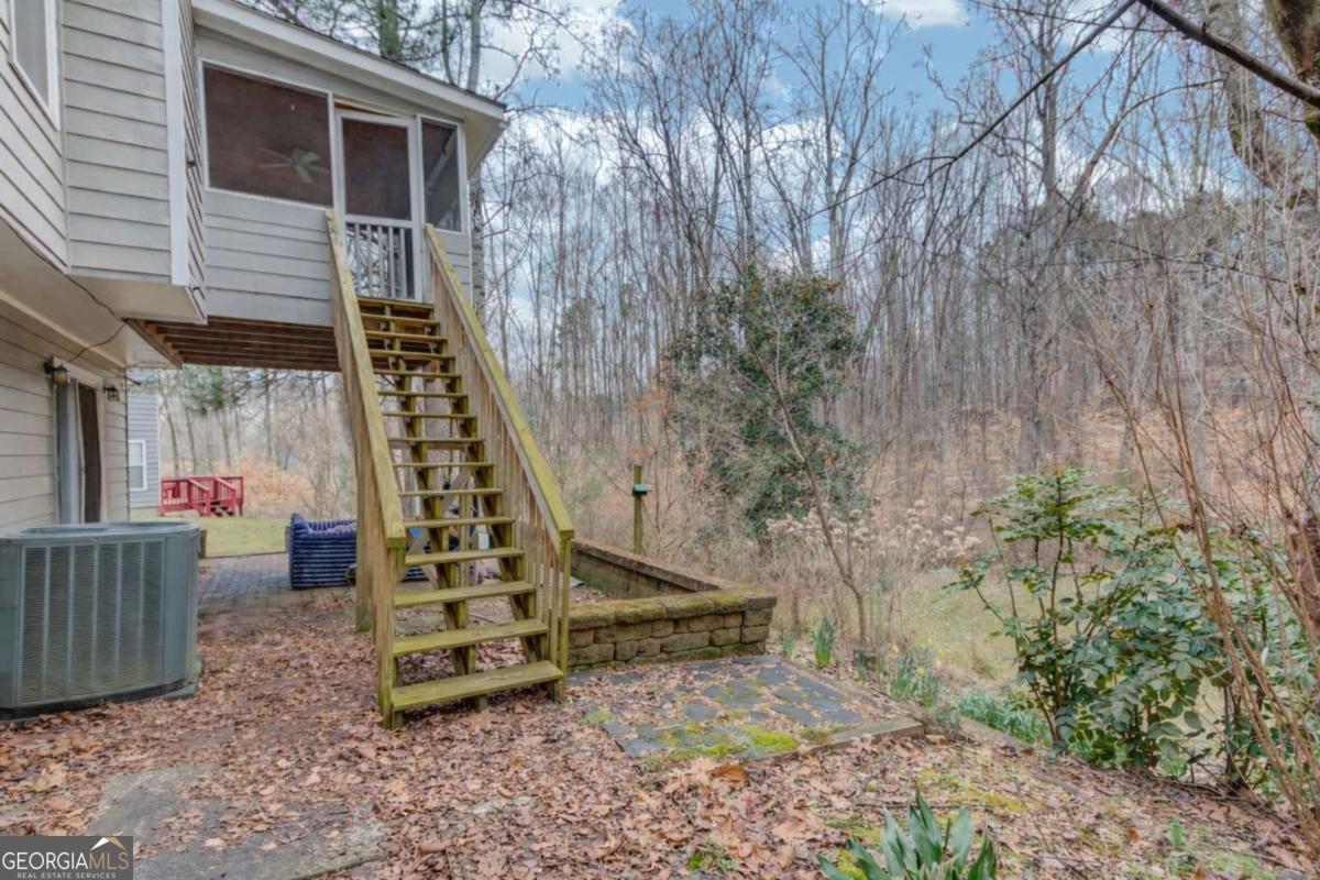 885 Long Branch Circle Property Photo 35