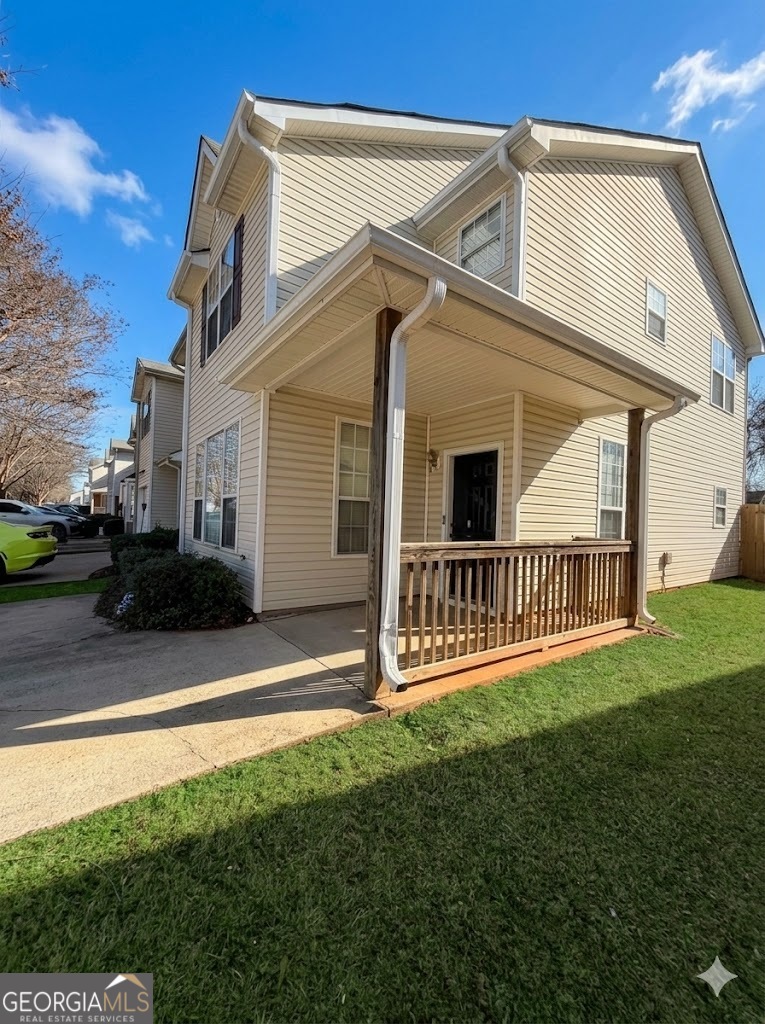 2409 Brianna Drive Property Photo 2